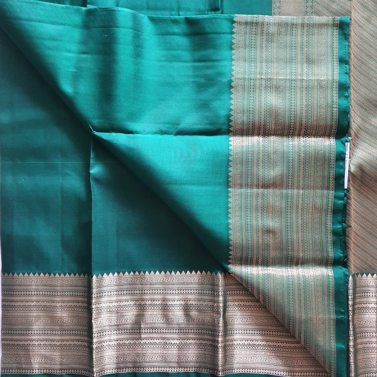 GREEN KANJIPURAM WITH GOLD ZARI BORDER