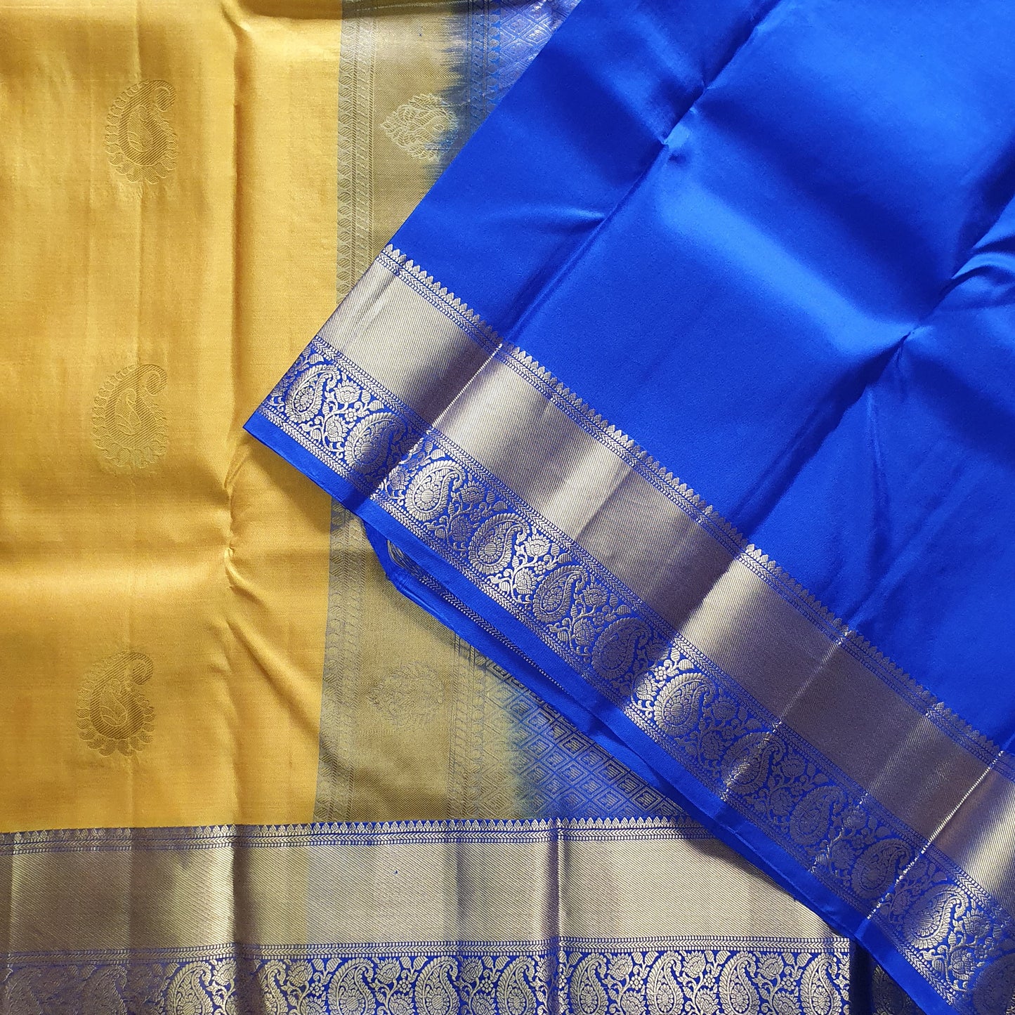 VIVID YELLOW & BLUE KANJIPURAM