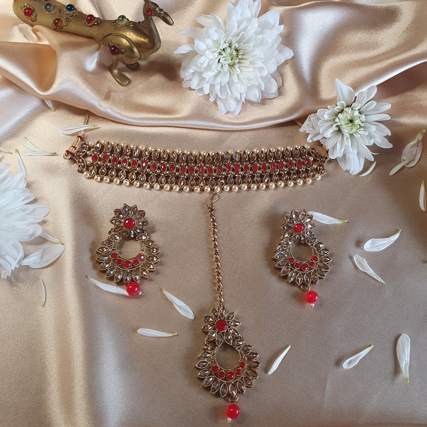 RED CHOCKER, EARRINGS, TIKKHA SET