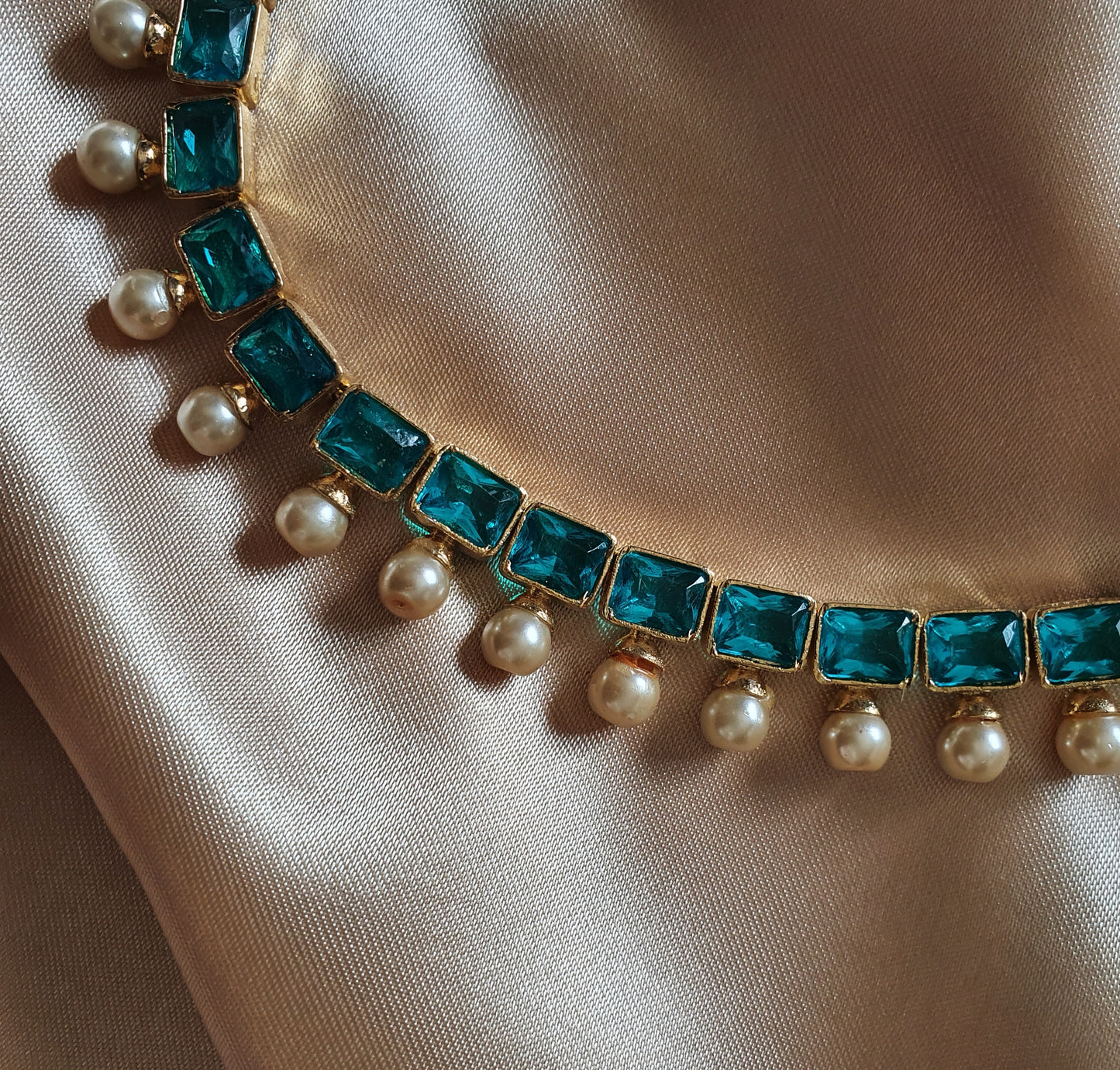 OCEAN BLUE SMALL NECKLACE