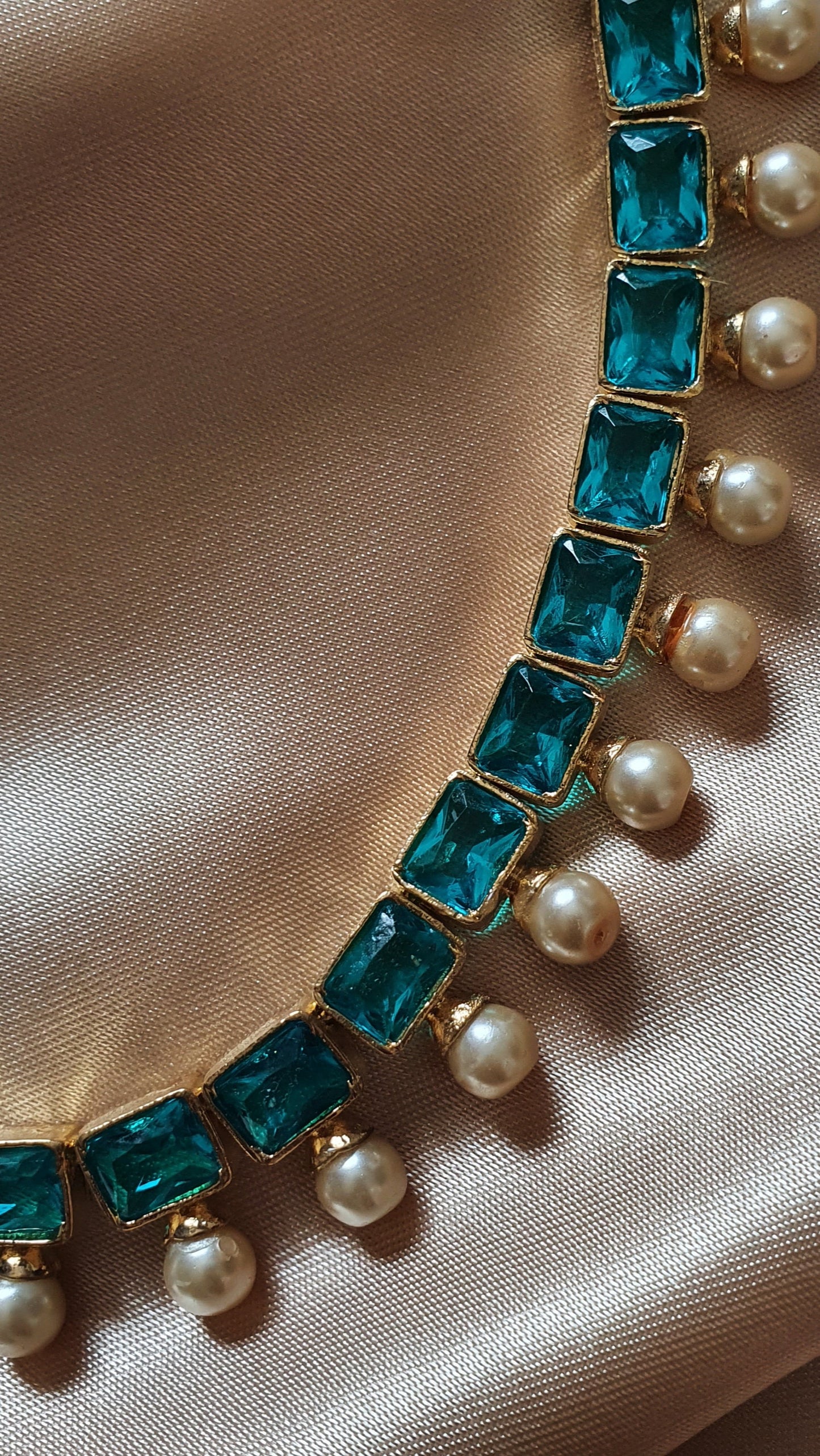 OCEAN BLUE SMALL NECKLACE