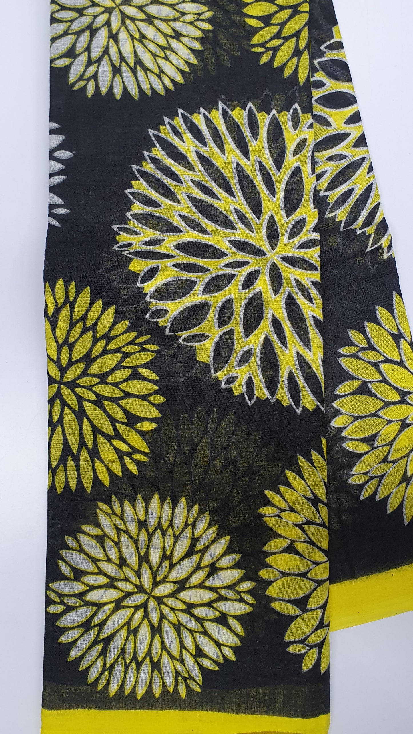 KALAMKARI (YELLOW,BLACK & WHITE)