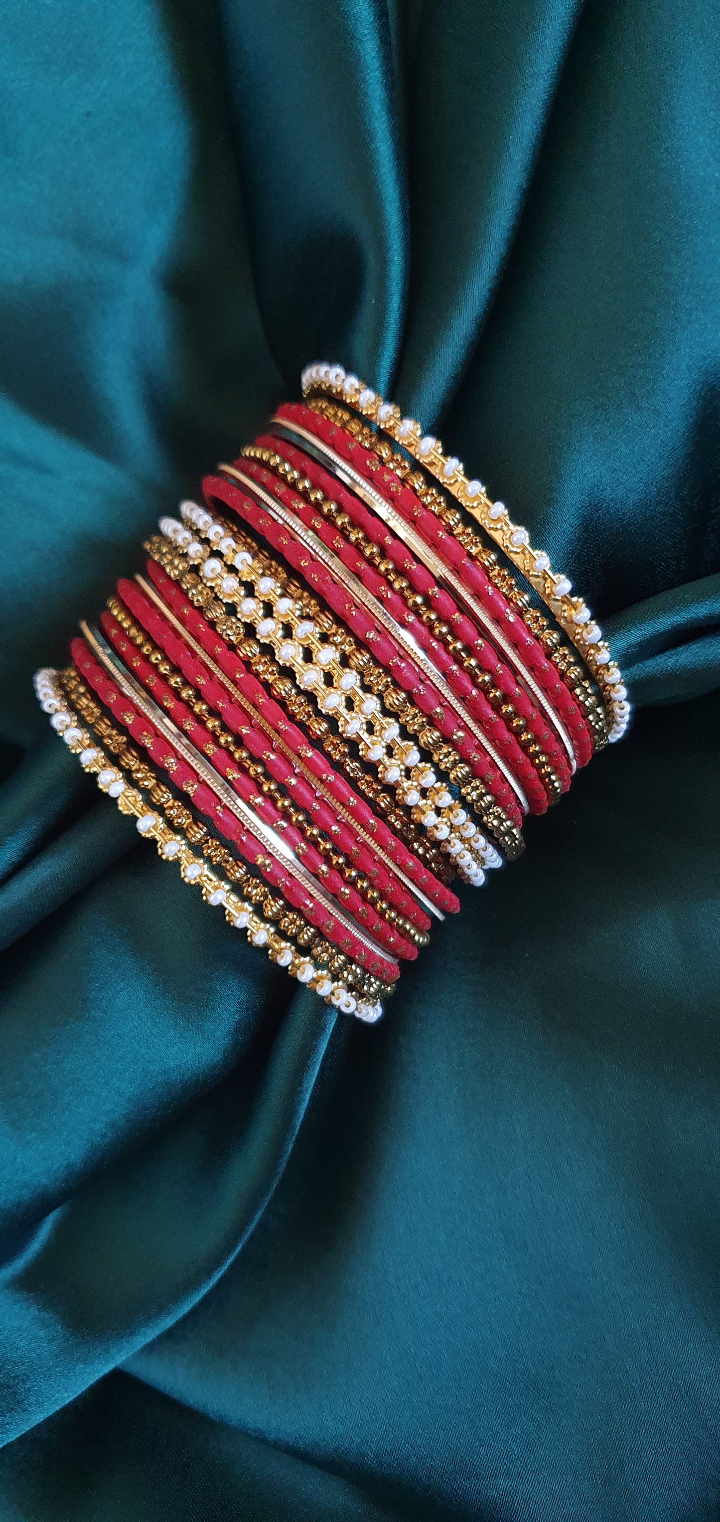 RED PEARL BANGLE SET