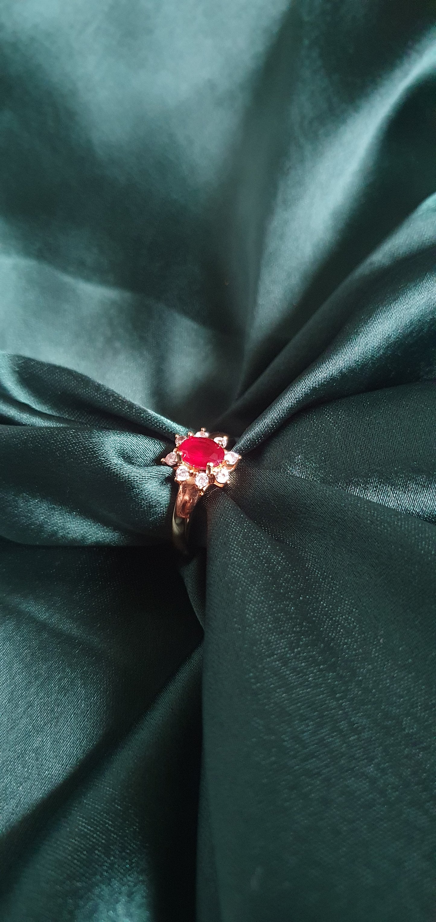 ROSE GOLD FLOWER RING