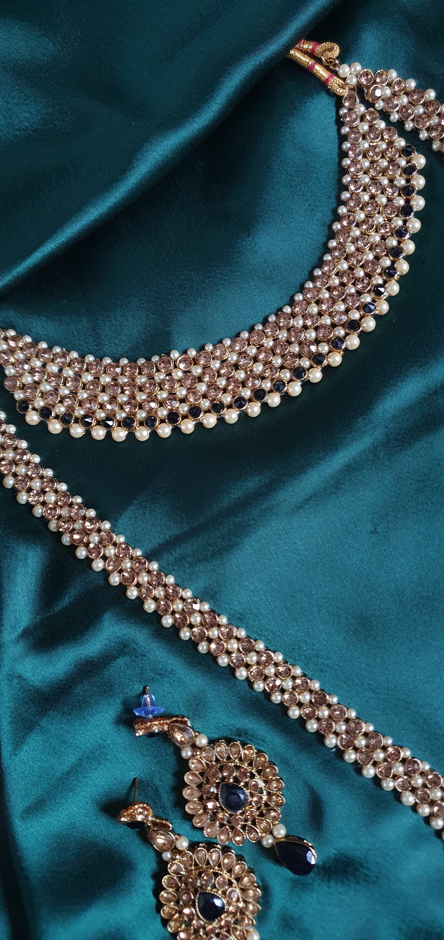 BLACK & GOLD BRIDAL SET