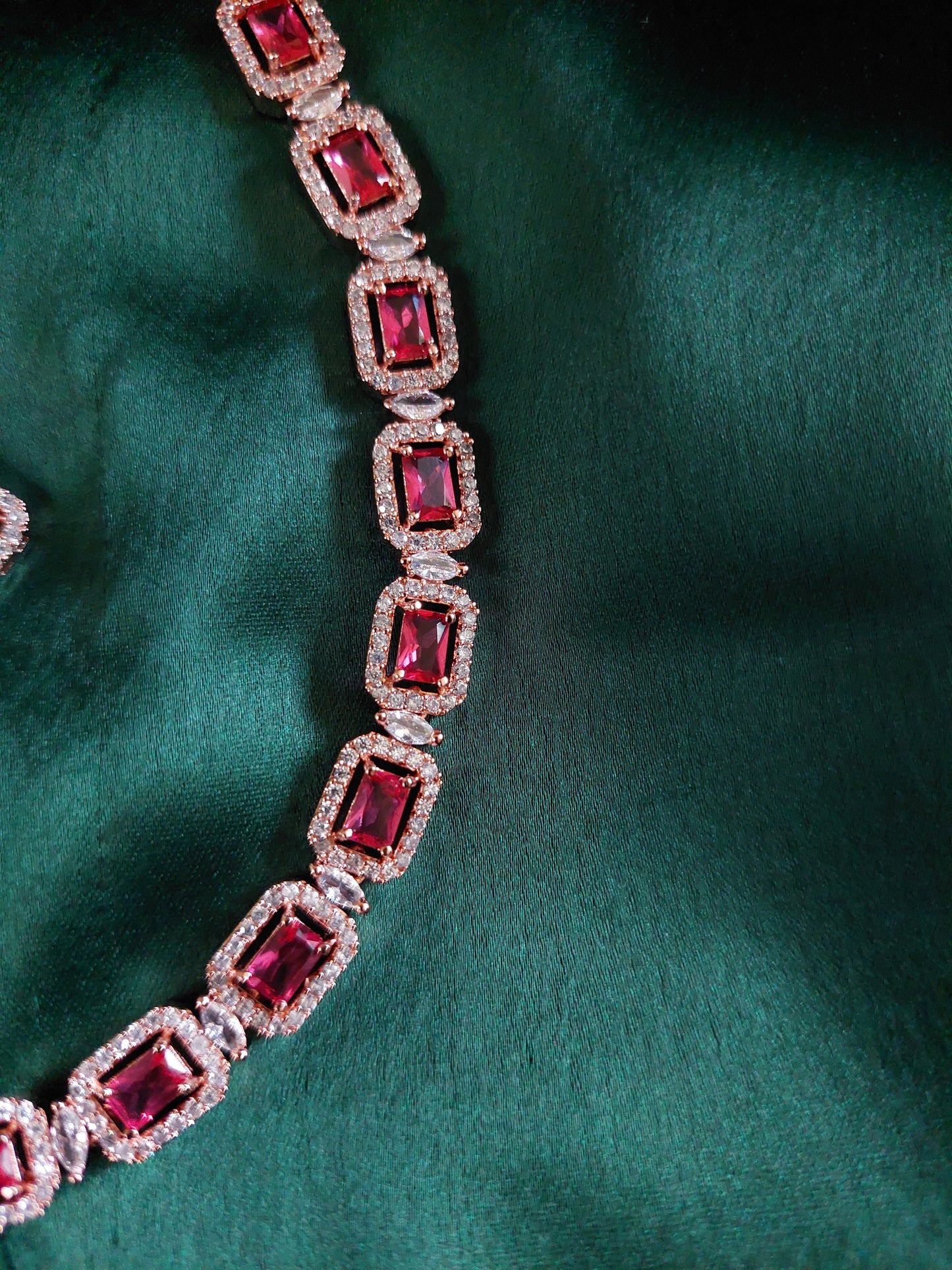 ROSE GOLD- PINK & WHITE A.D. STONE SET 006