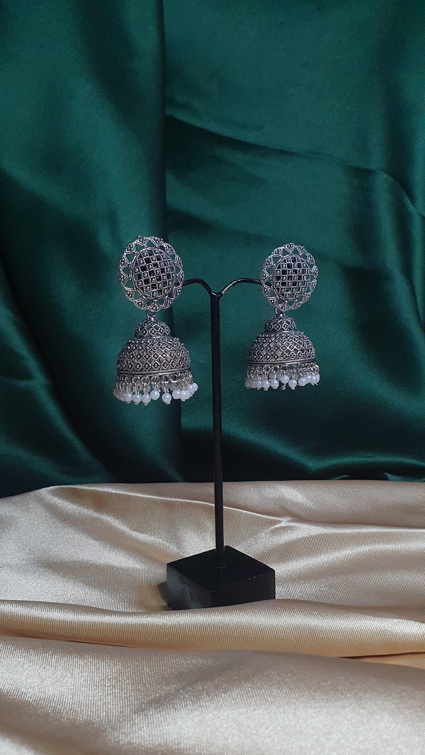 SILVER JUMKHAS E0061