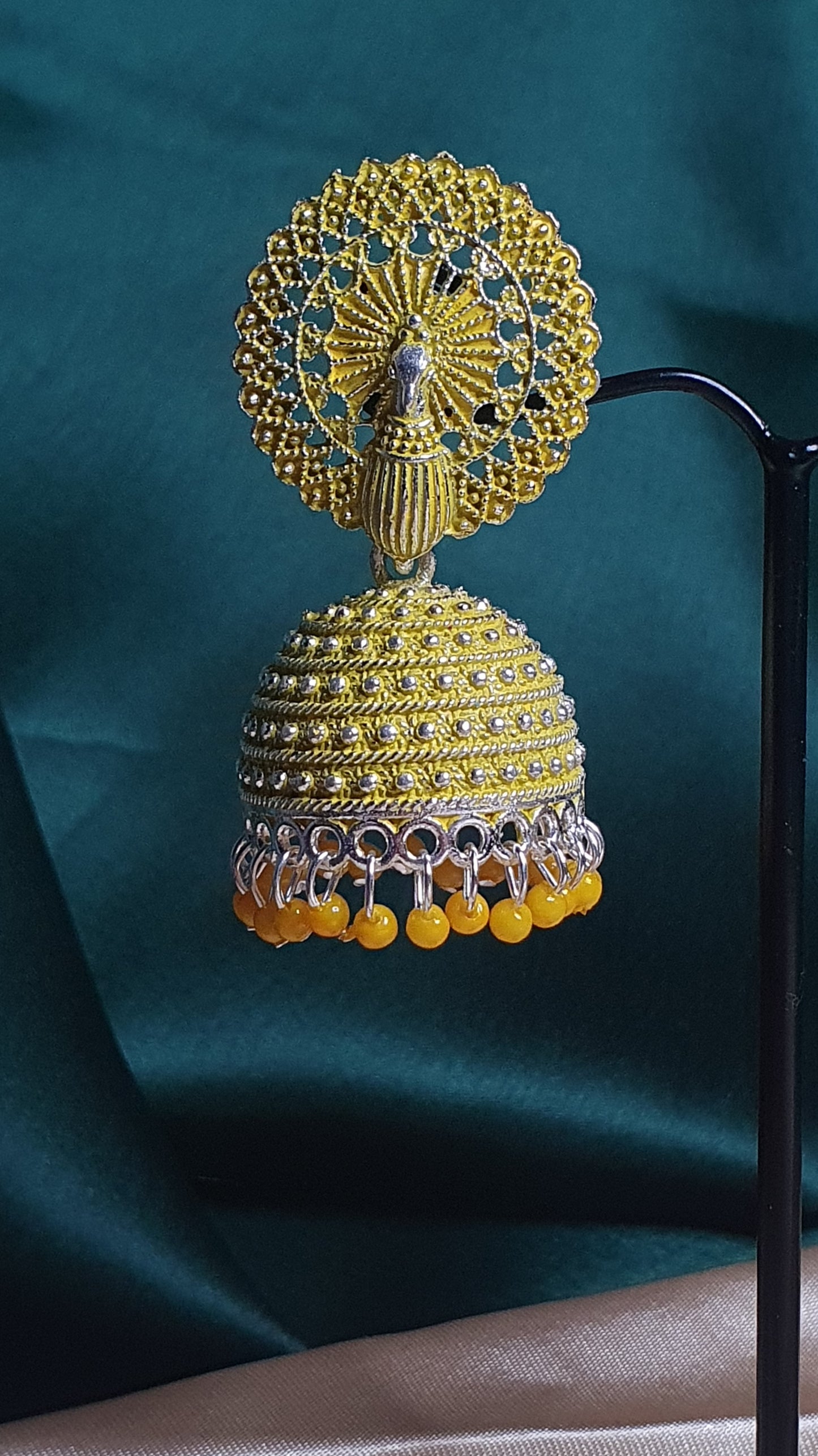 YELLOW PEACOCK JUMKHAS