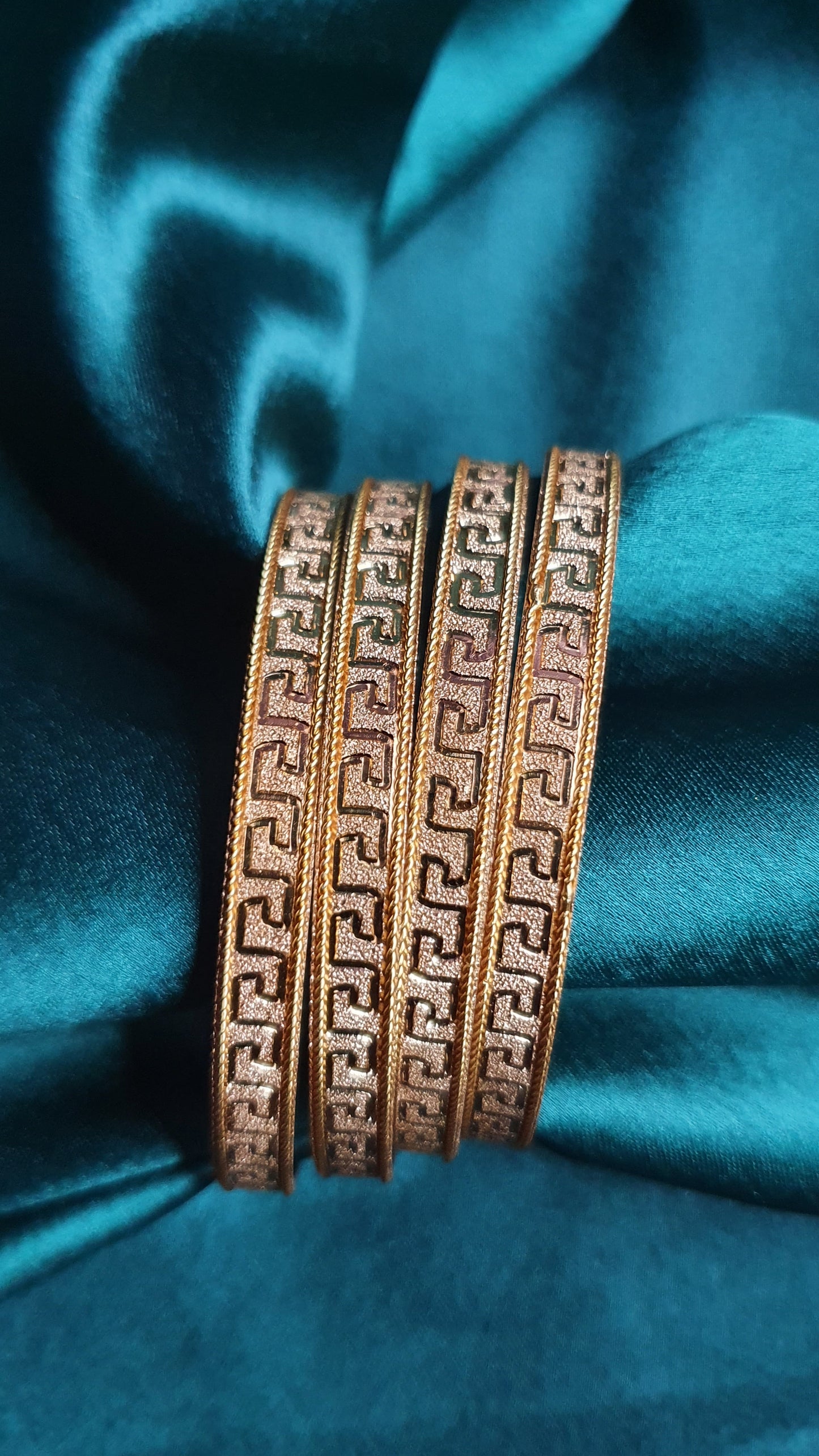 ZOHA BANGLES