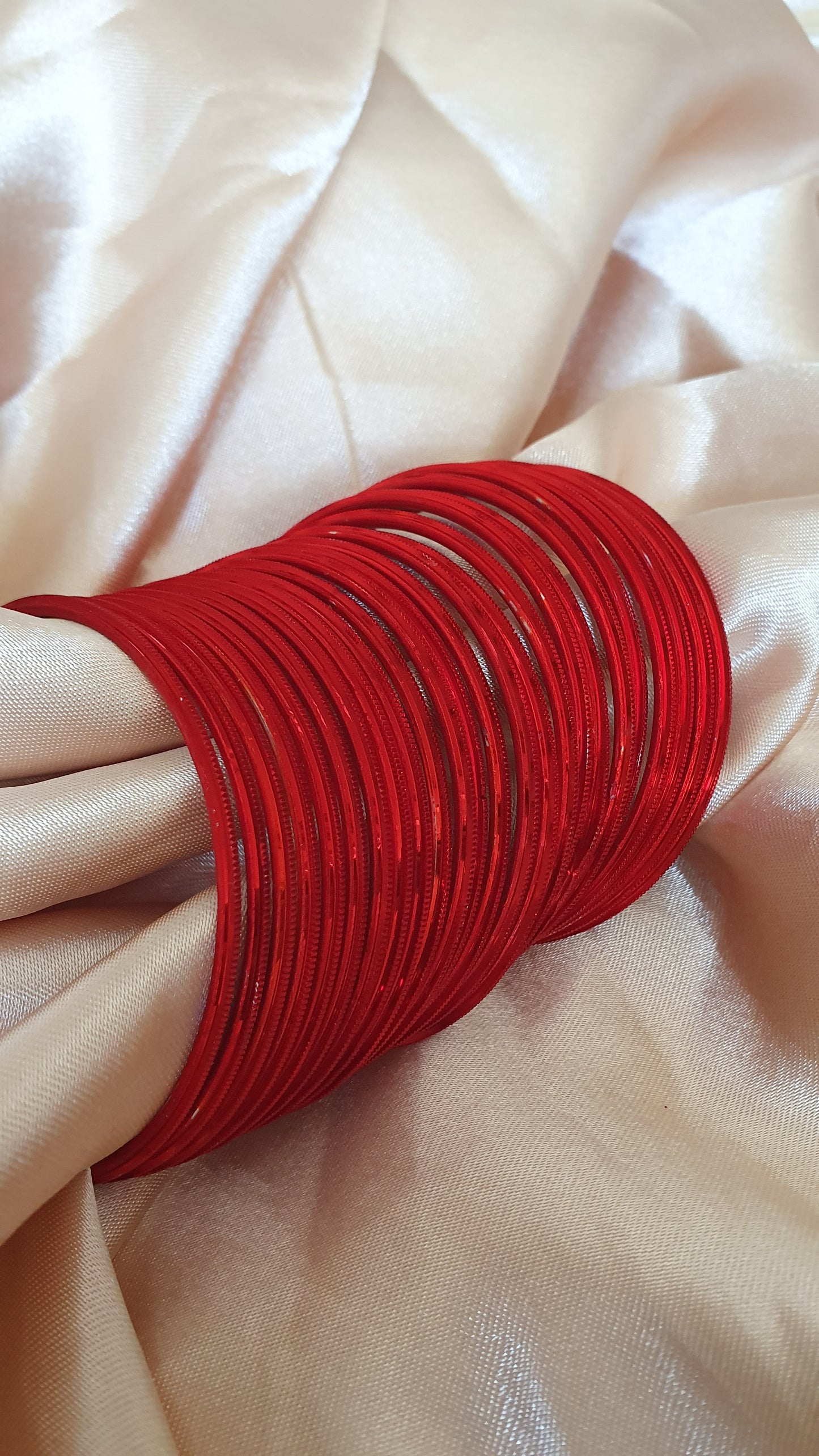 PLAIN BANGLES (RED)