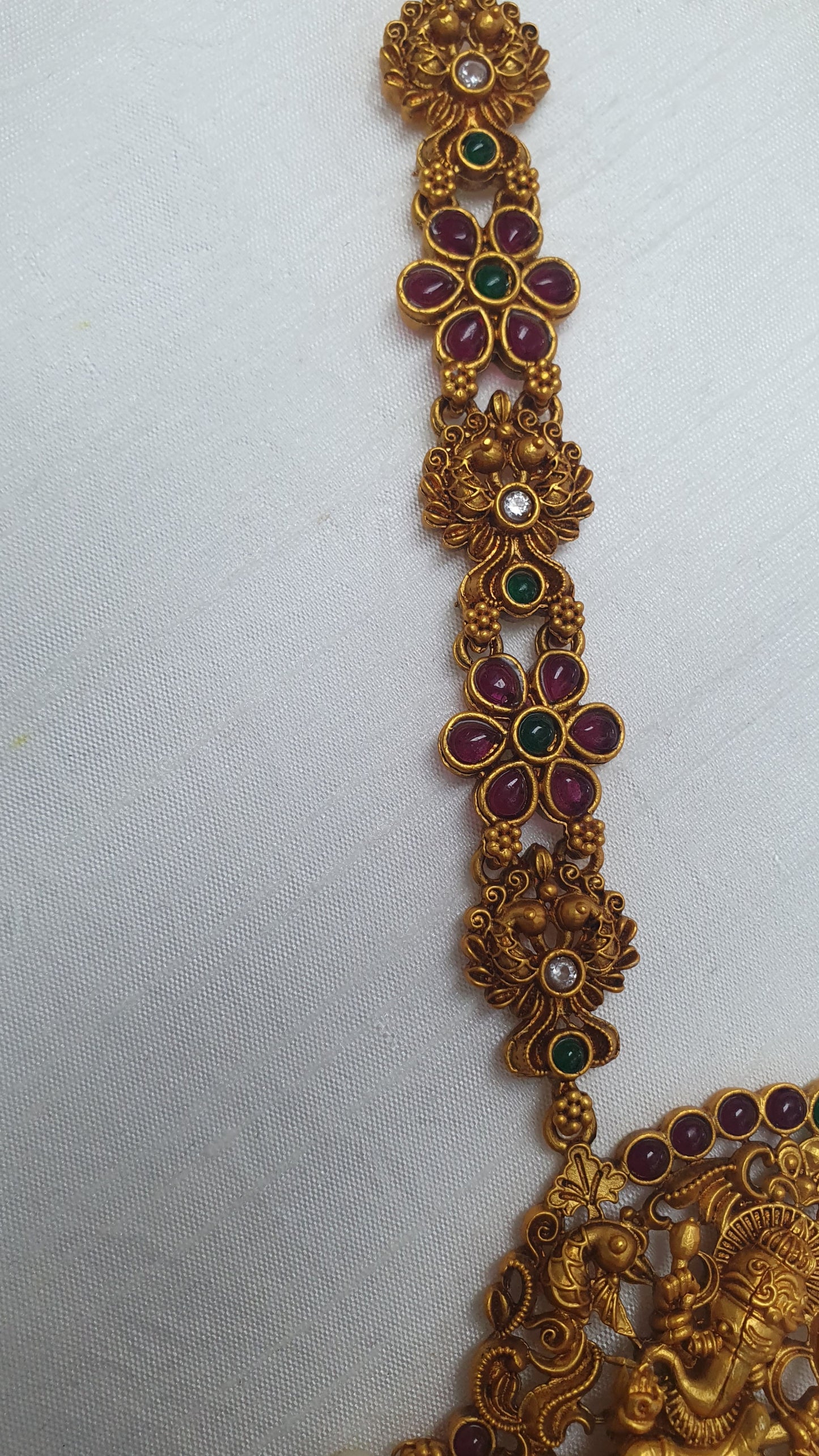 GANESHA SHORT MATTE FINISH NECKLACE
