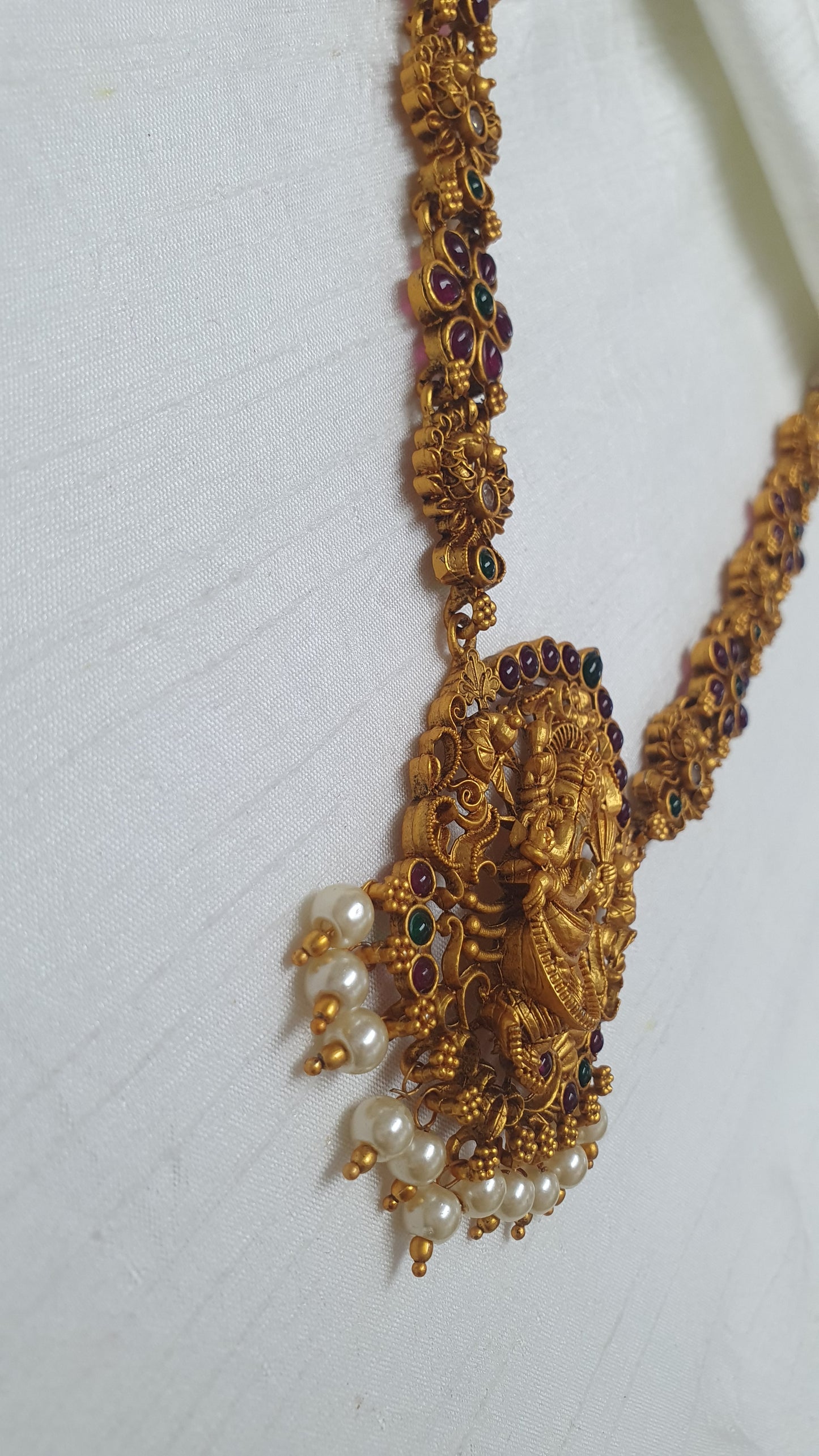 GANESHA SHORT MATTE FINISH NECKLACE
