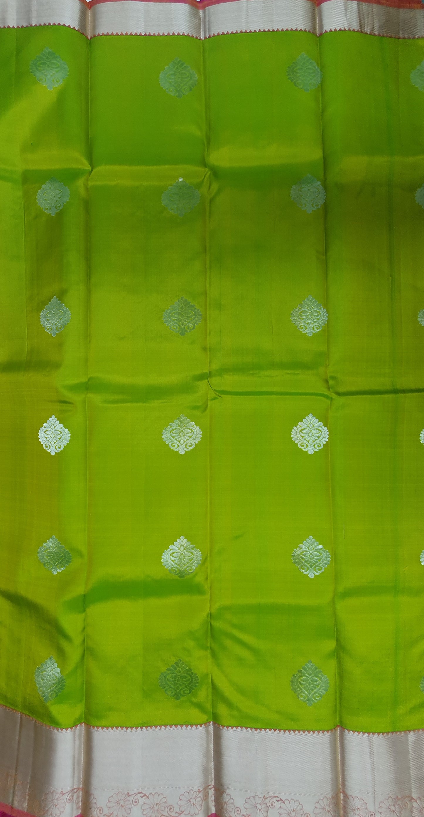 GREEN SILVER ZARI PURE KANJIPURAM