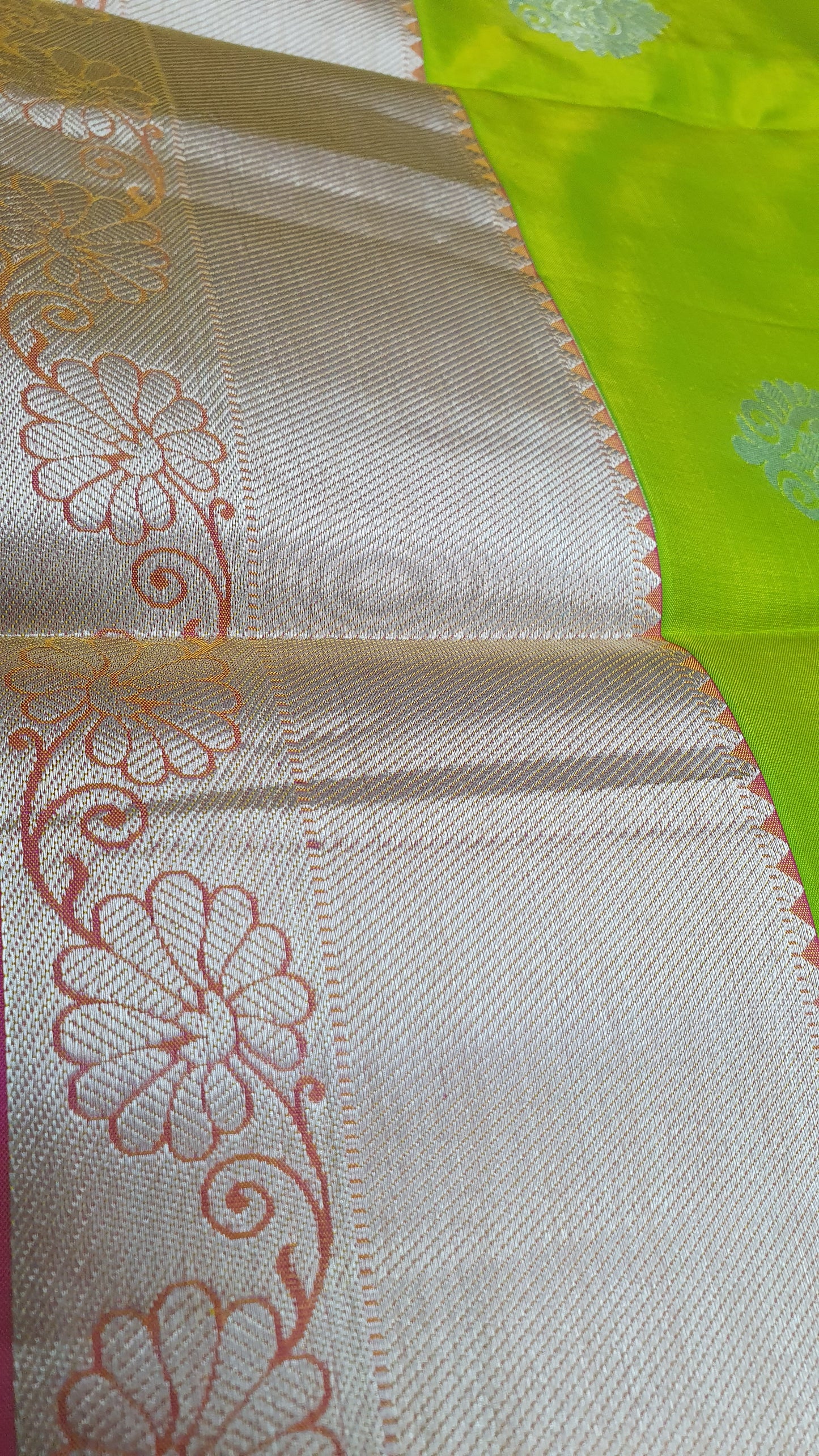 GREEN SILVER ZARI PURE KANJIPURAM