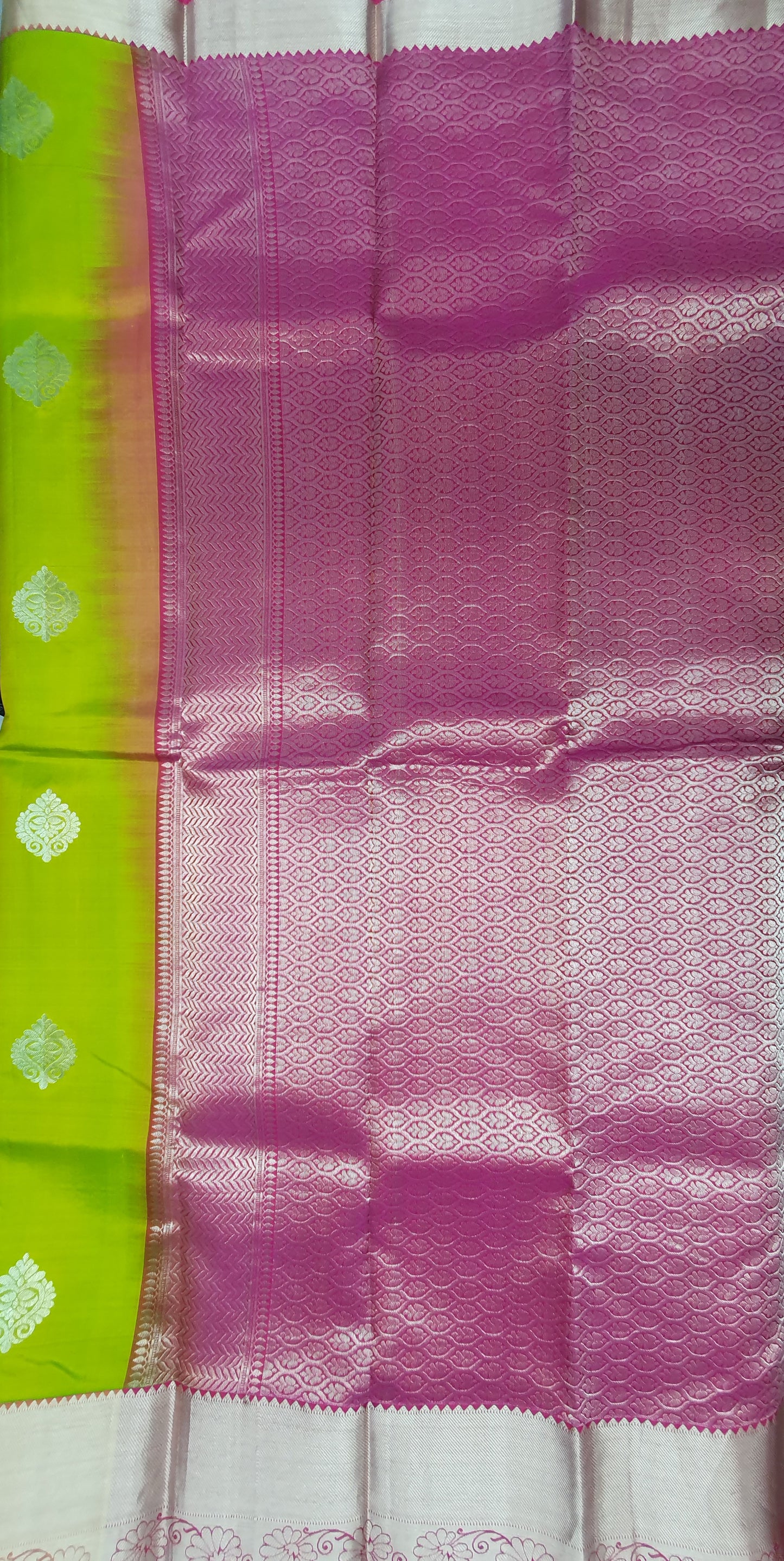 GREEN SILVER ZARI PURE KANJIPURAM