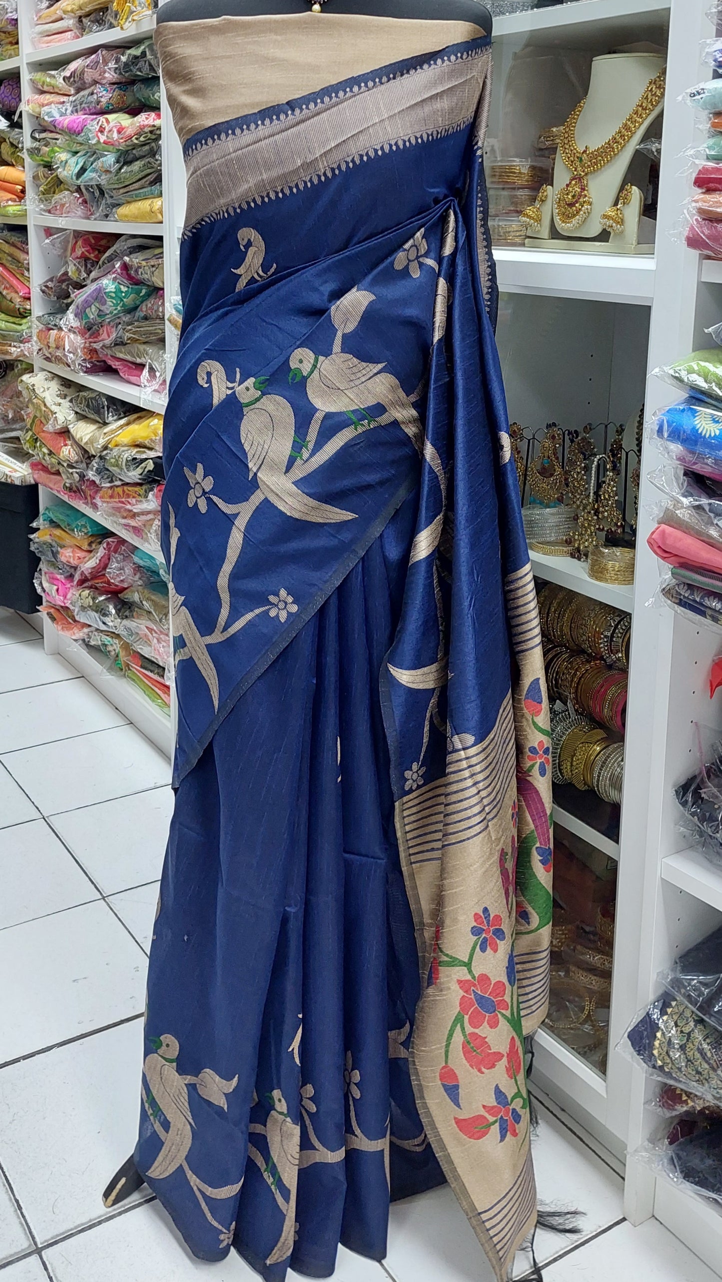 PARROTS (BLUE)