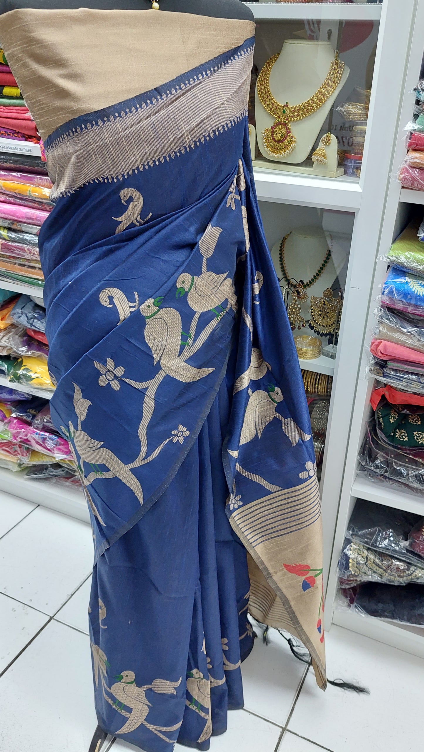PARROTS (BLUE)