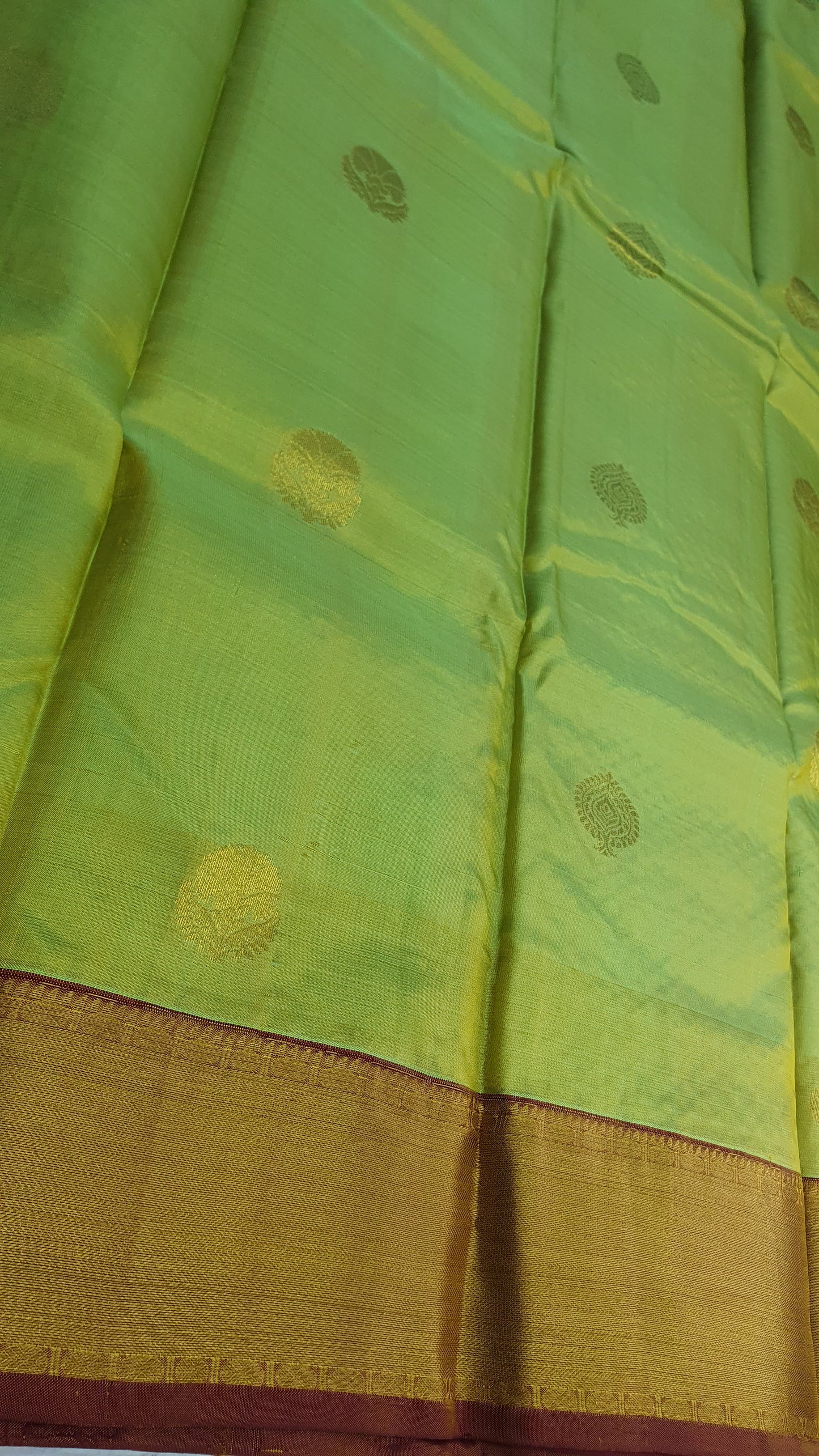 PARROT GREEN & MAROON KANJIPURAM