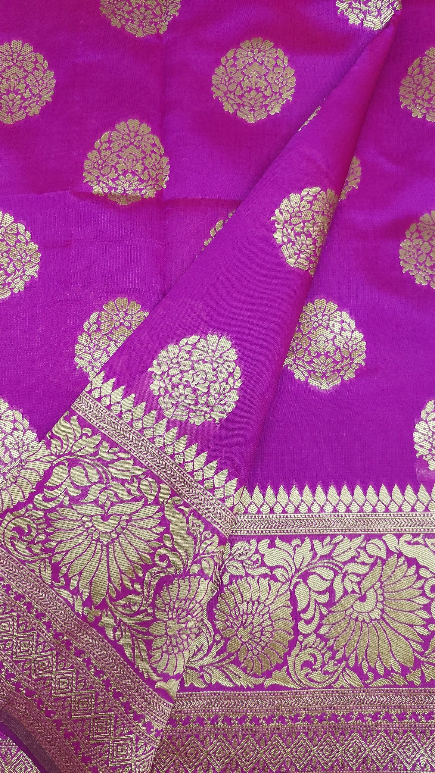VIOLET WITH GOLD ZARI BANARASI SAREE