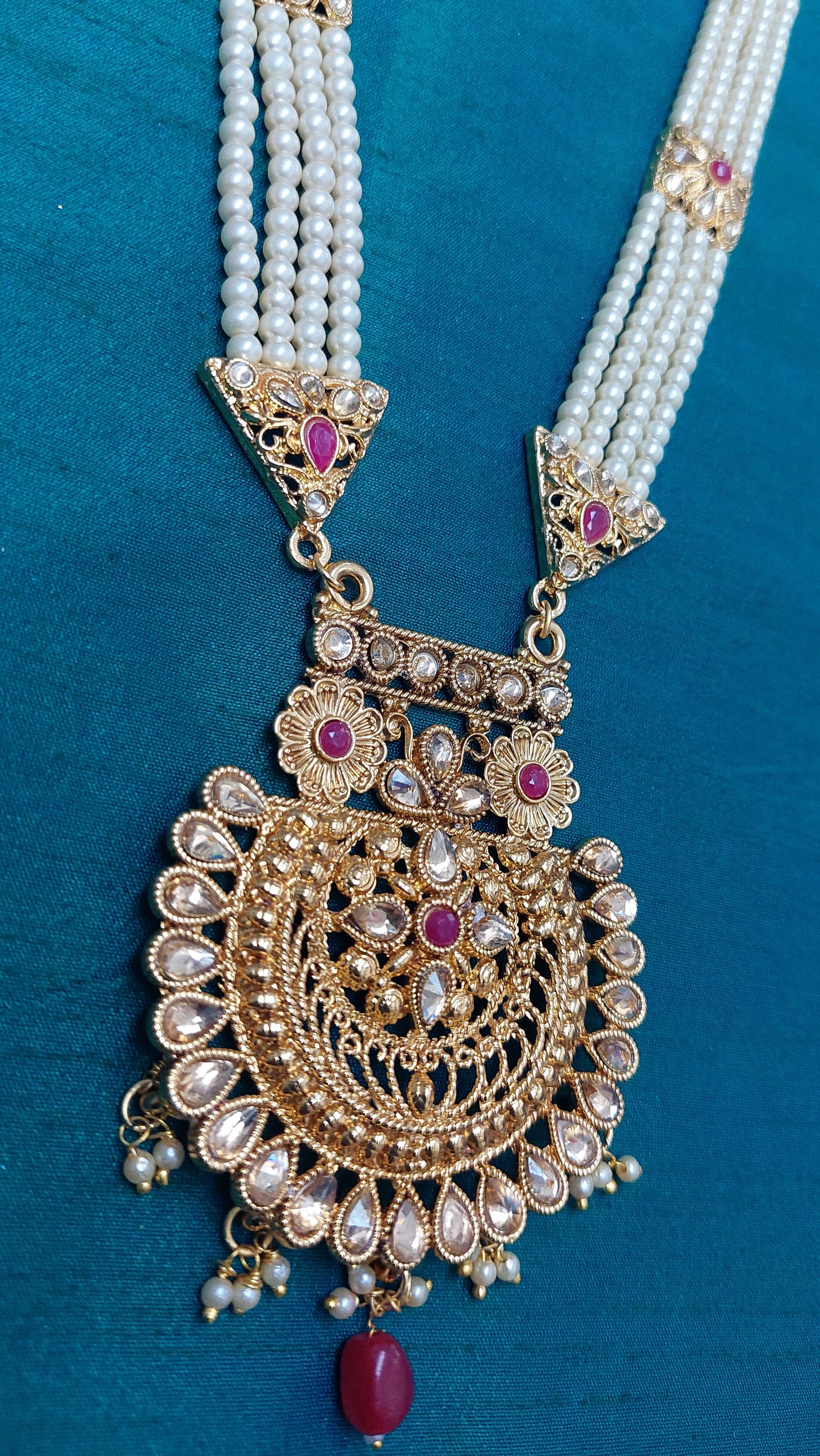 YELLOW GOLD LONG AARAM 007