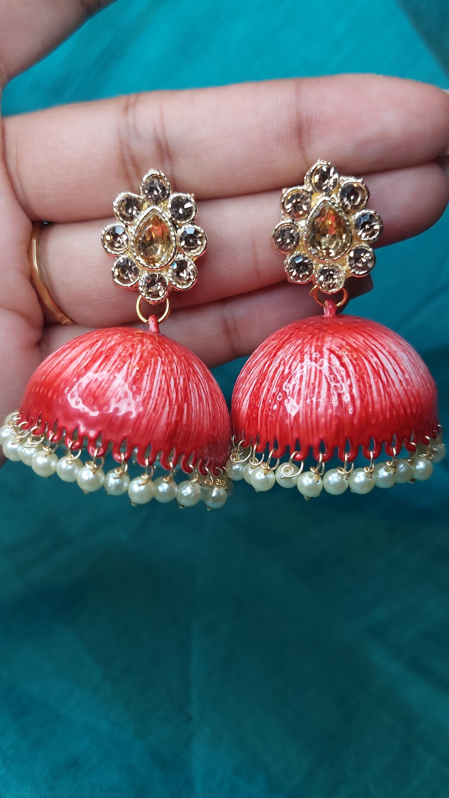 LEELA (RED)