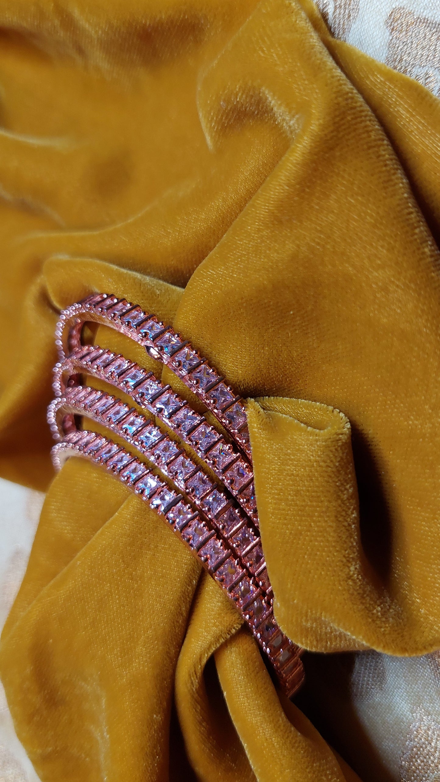 ROSE GOLD A.D.STONE BLOCK BANGLES