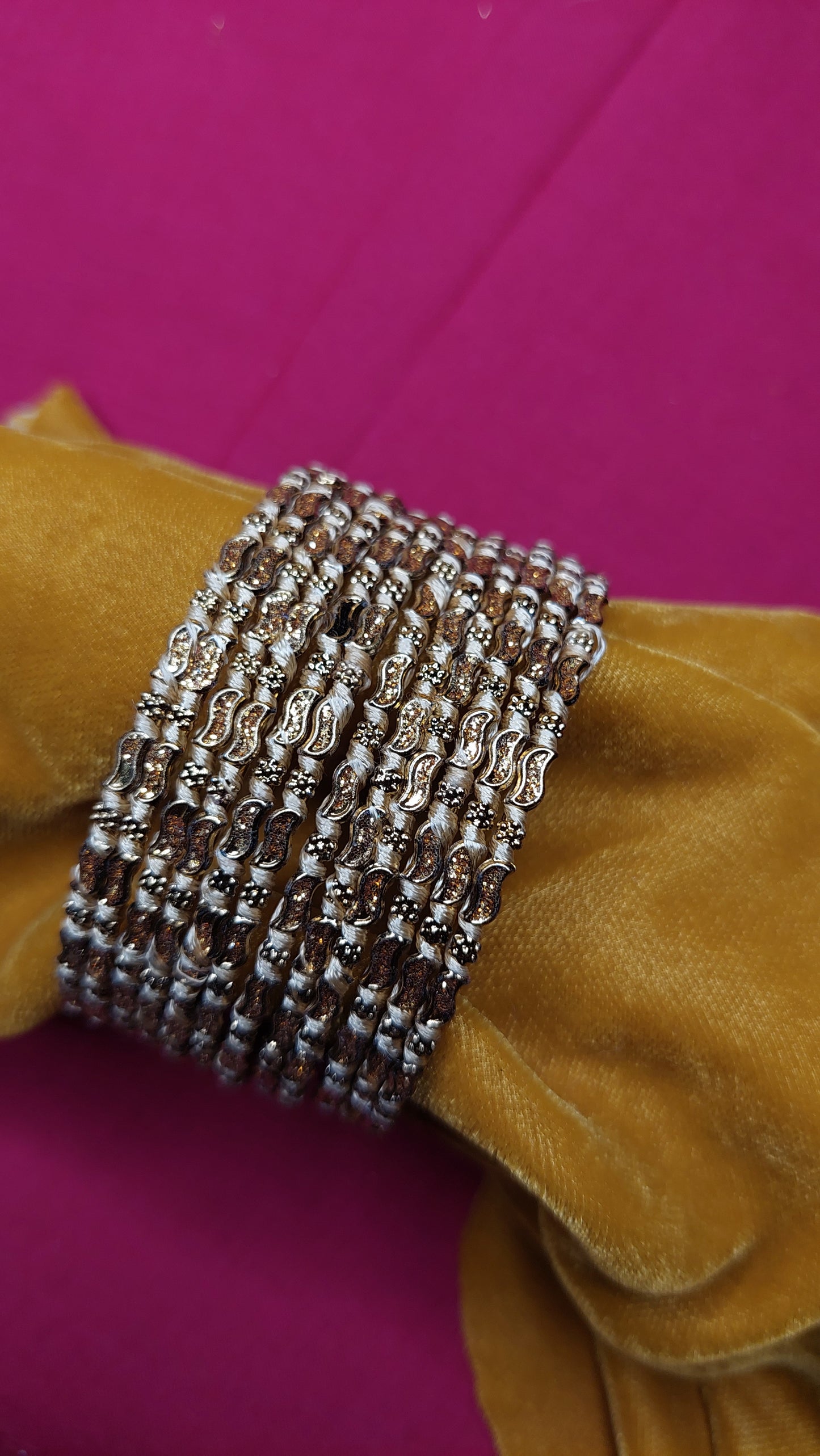 ANTIQUE GOLD THREAD BANGLE SET (SIZE 2.4)