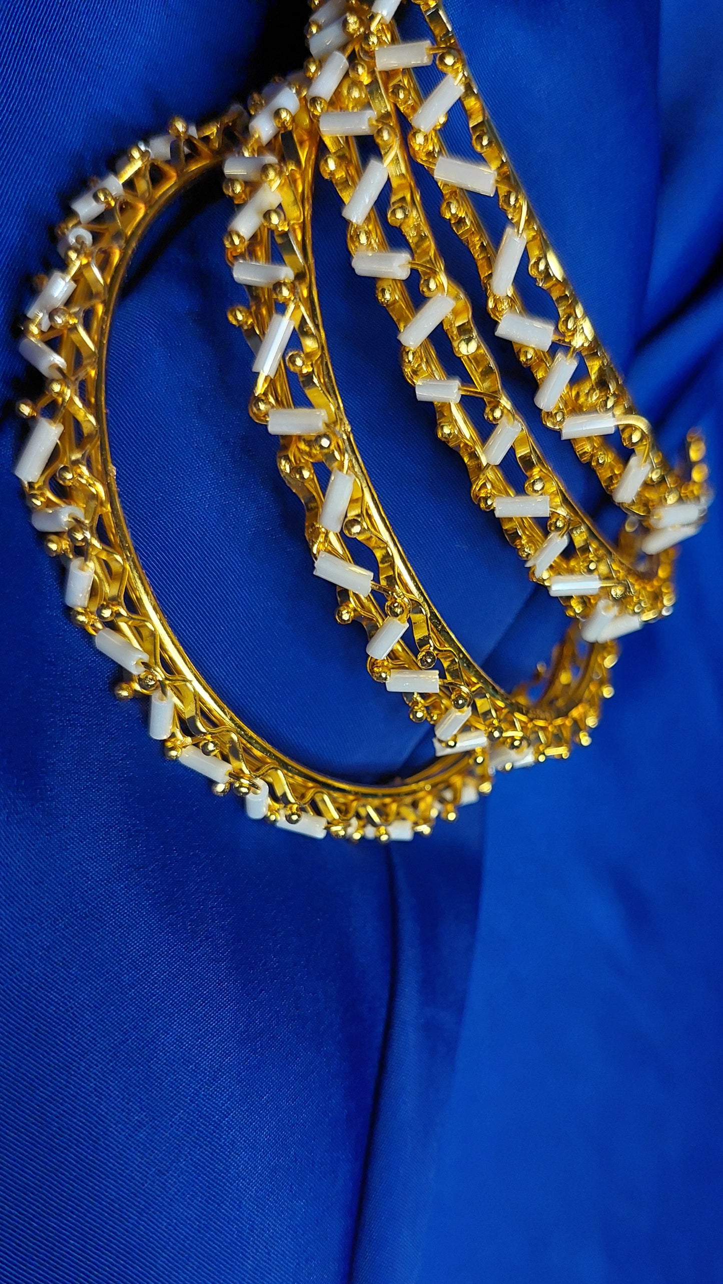 GOLD DESIGNER BANGLE SET OF 4