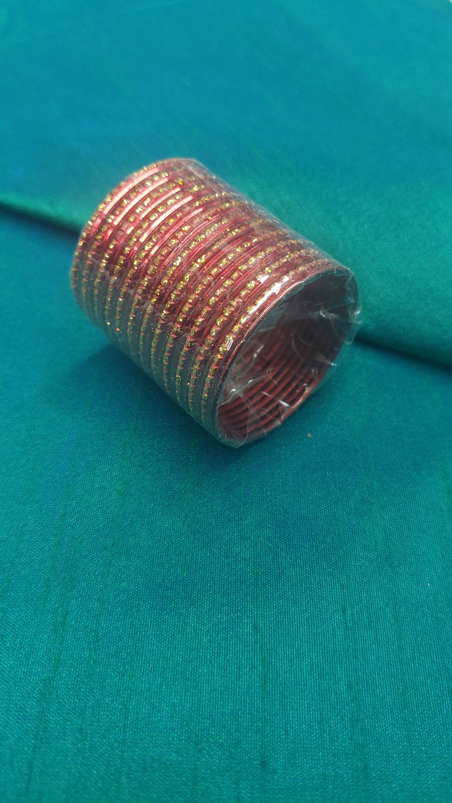 RED & GLITTER BANGLES SIZE 1.0