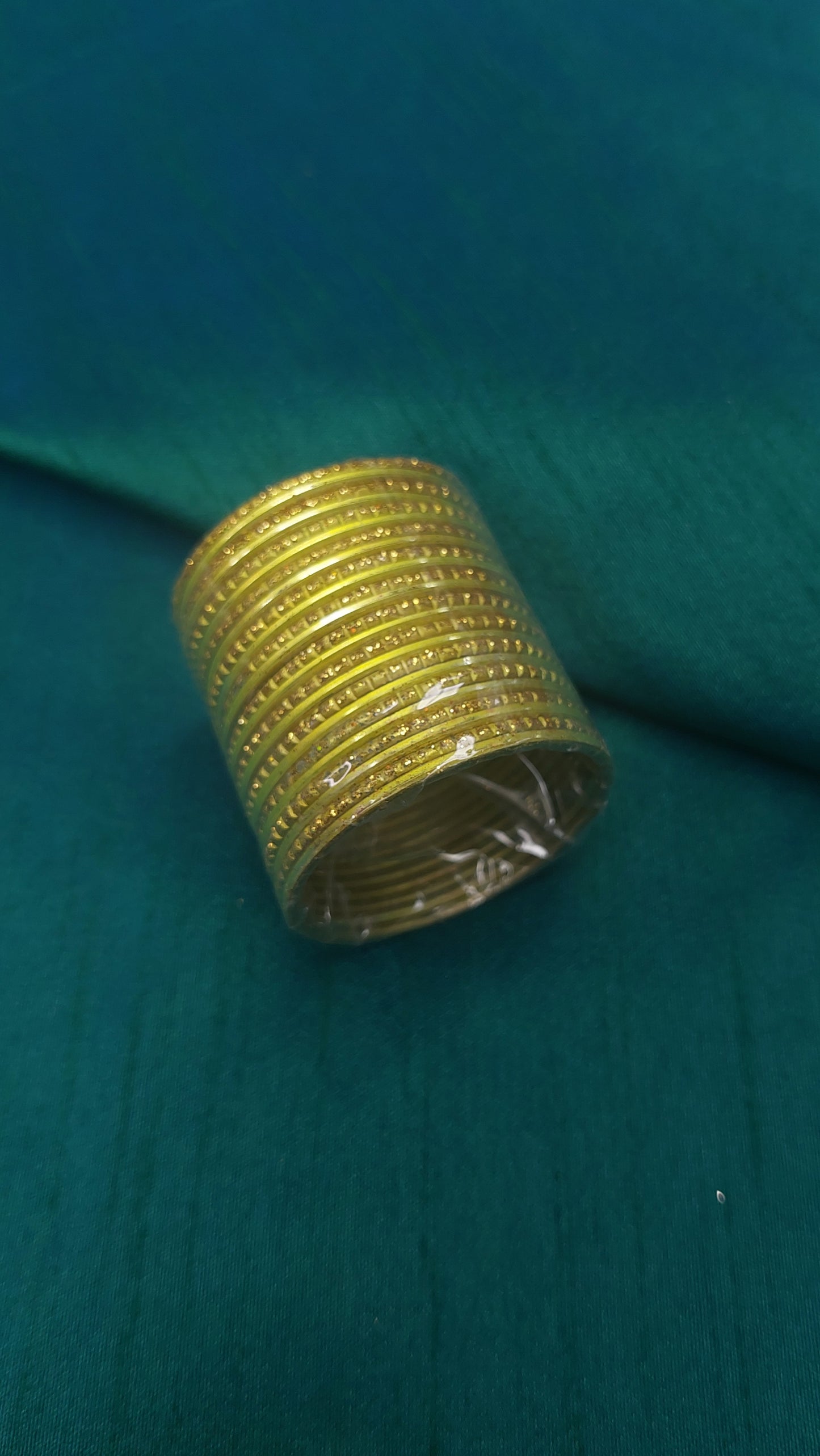 YELLOW & GLITTER BANGLES SIZE 1.0