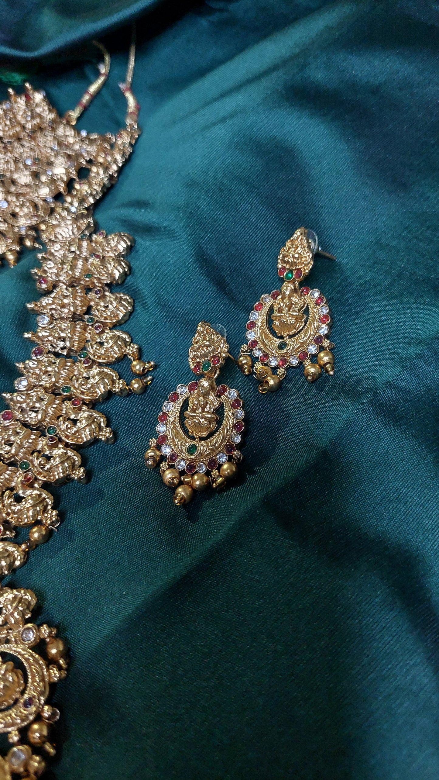 TEMPLE BRIDAL SET