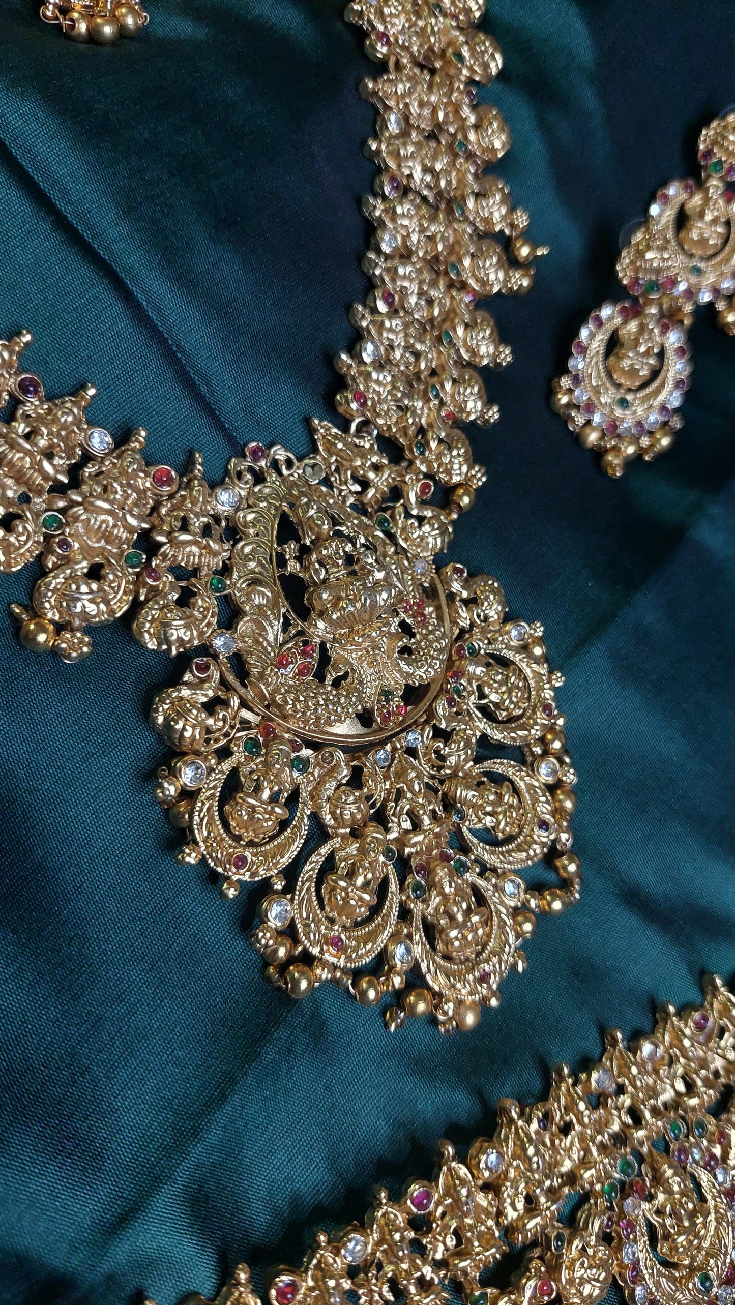 TEMPLE BRIDAL SET