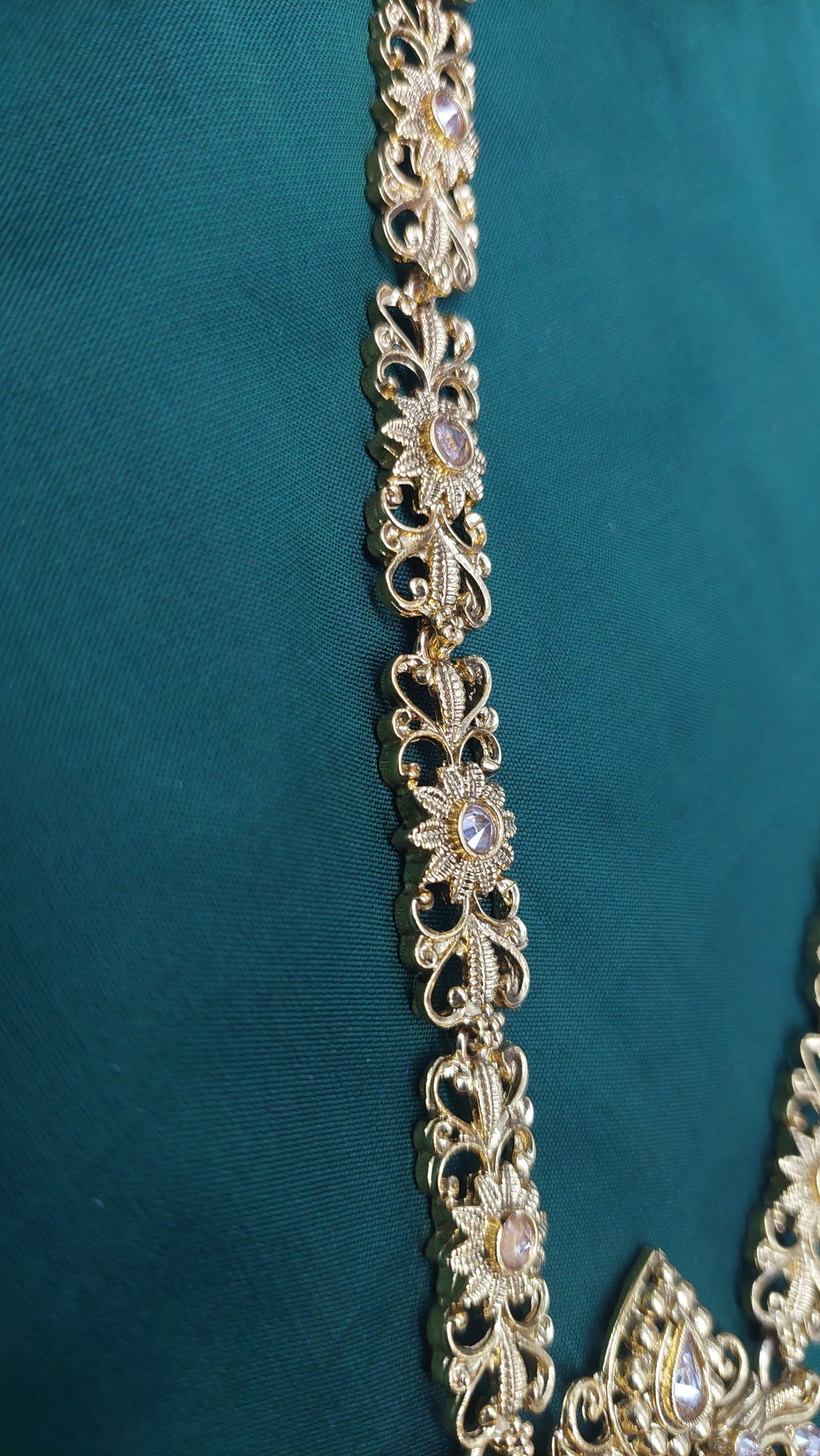 YELLOW GOLD LONG AARAM