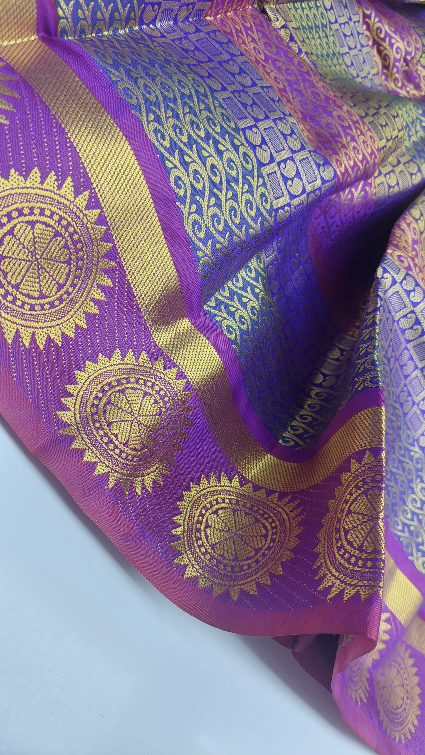 PARROT GREEN & PURPLE SKIRT & BLOUSE.L