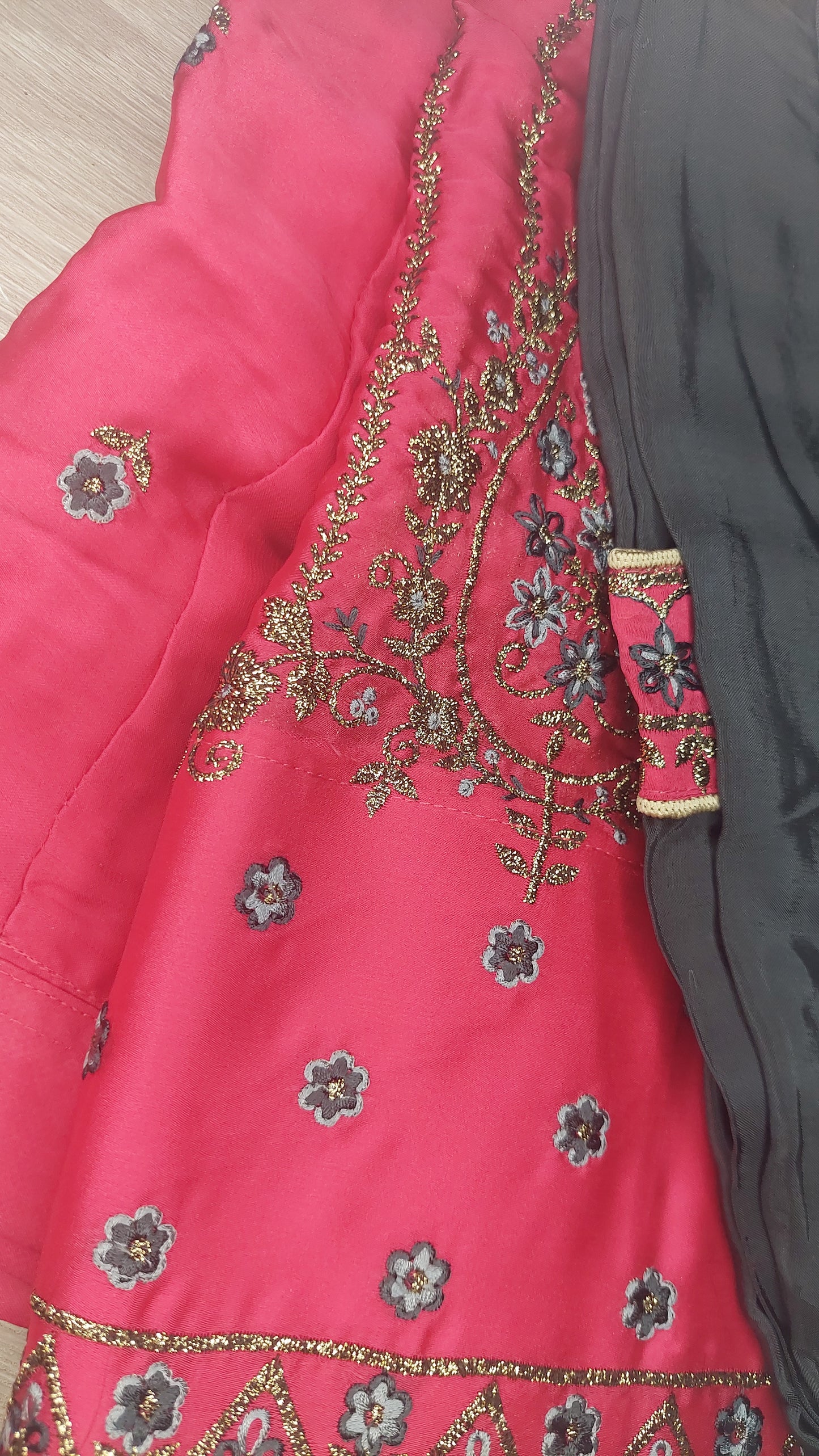 PINK & GREY TOP, GHAGHARA & DUPATTA