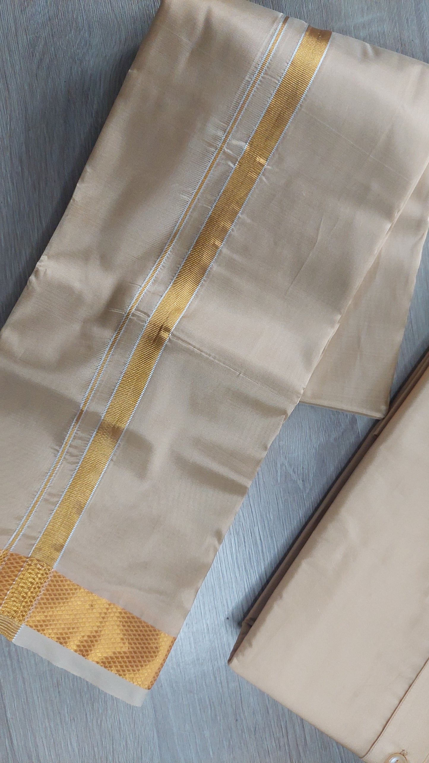 CHAMPAGNE GOLD VESTI & SHIRT