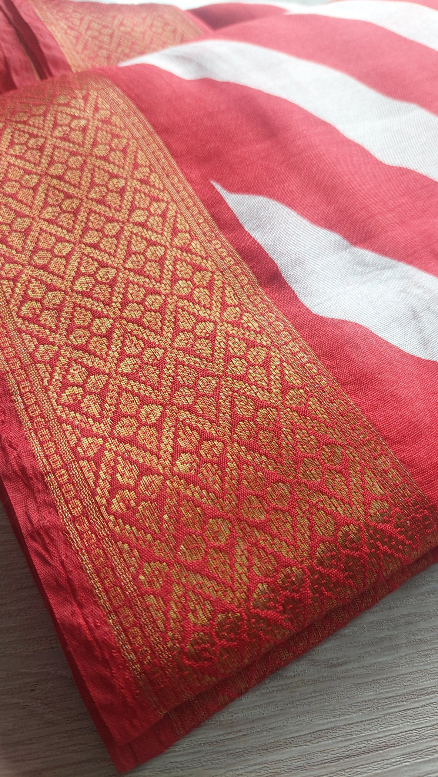 RADHA (RED)