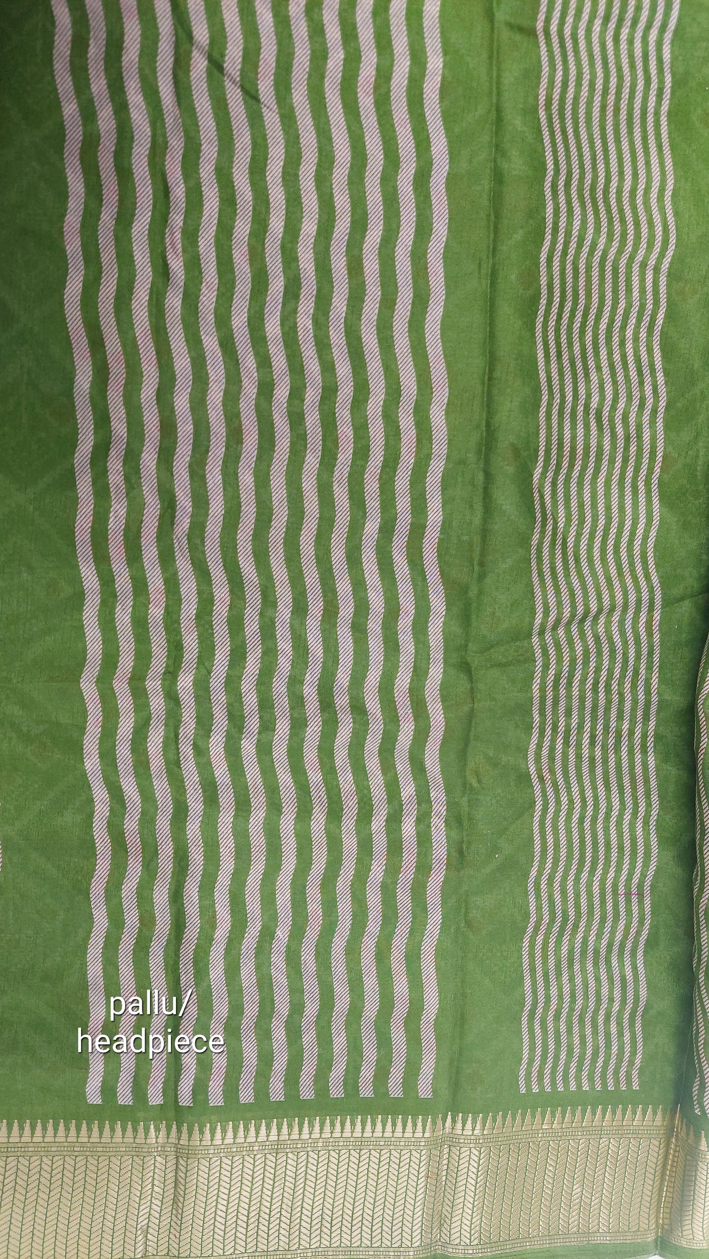 IKKAT SAREE (GREEN)