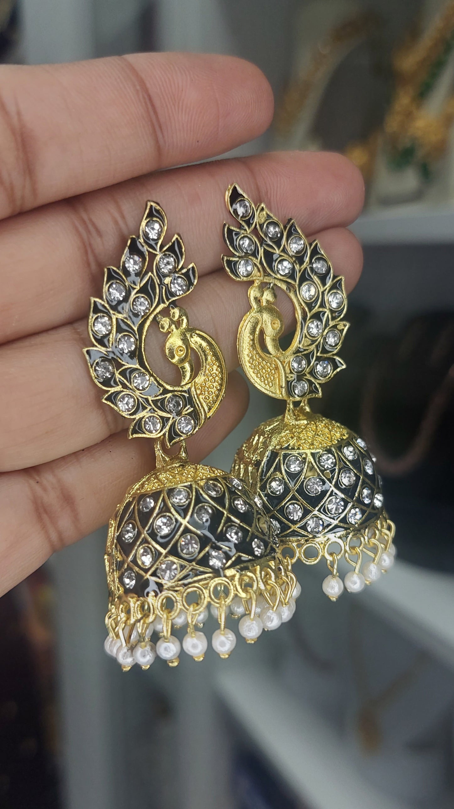 BLACK PEACOCK JUMKHAS E0189