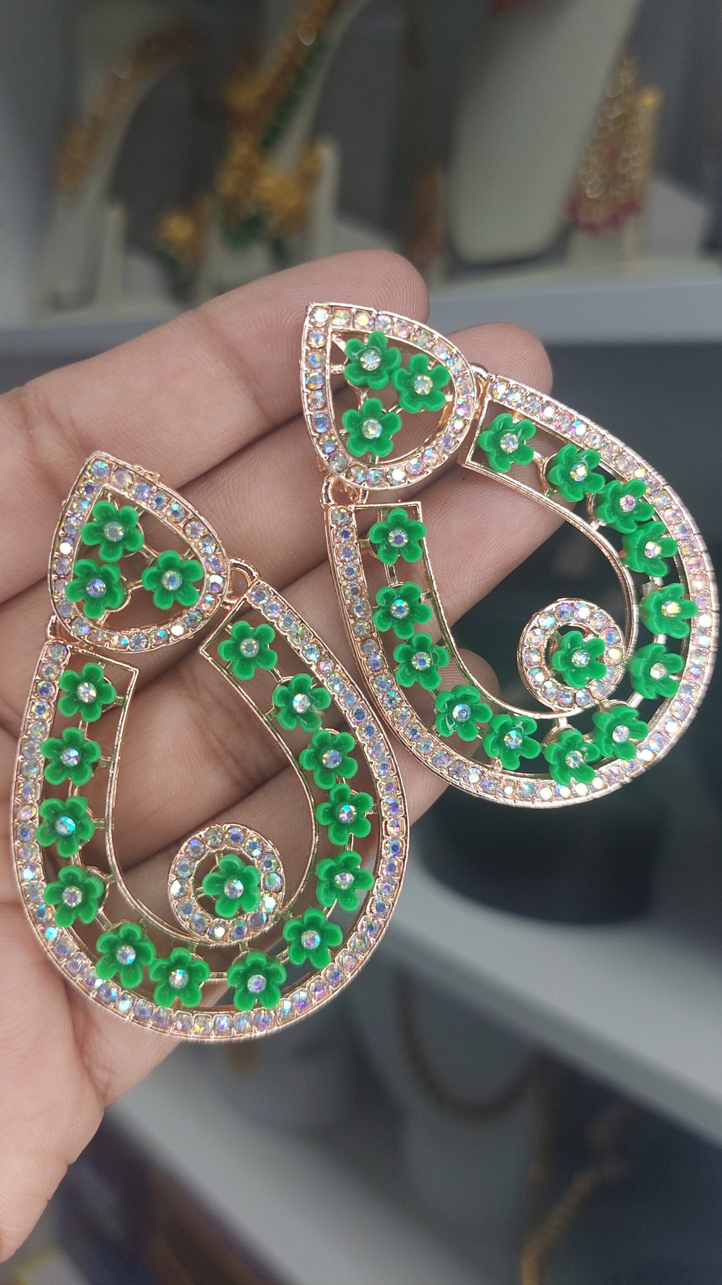 ROSE GOLD & GREEN FASHION EARRINGS