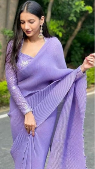 CRUSHED PLEATED SAREE (LILAC)