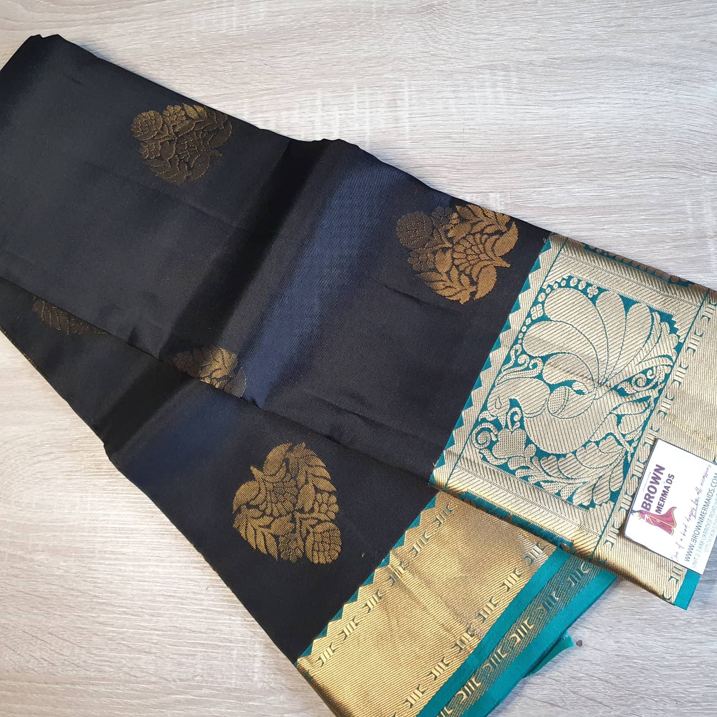 BLACK & BLUE KANJIPURAM