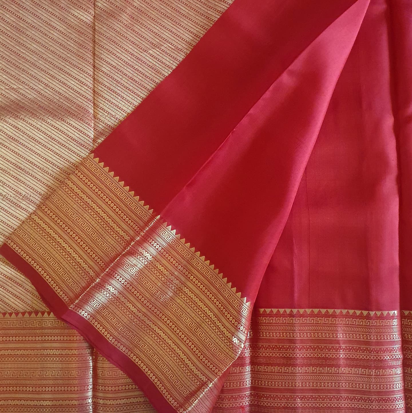 KUM KUM RED KANJIPURAM