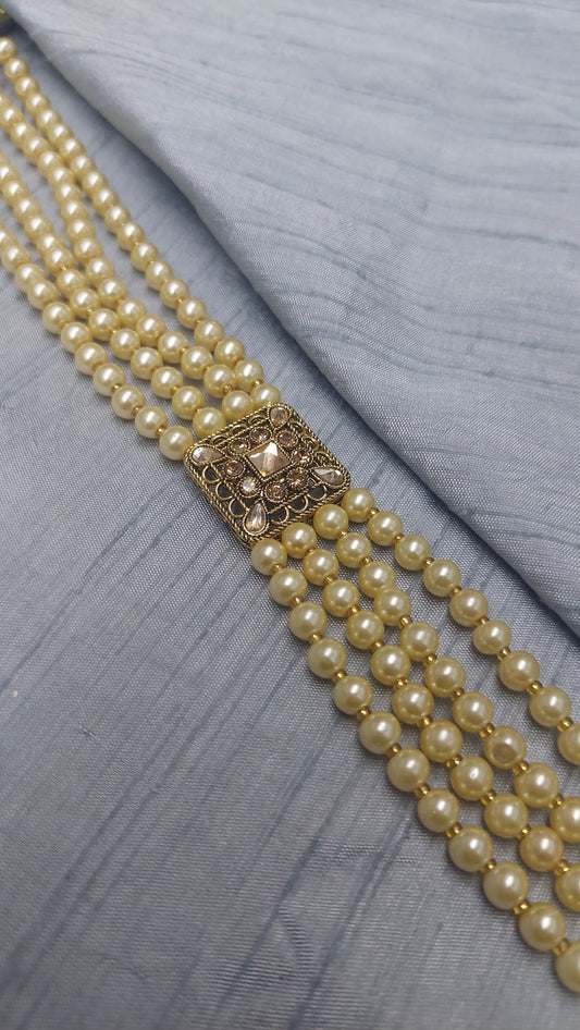 GOLD PEARL CHOKER