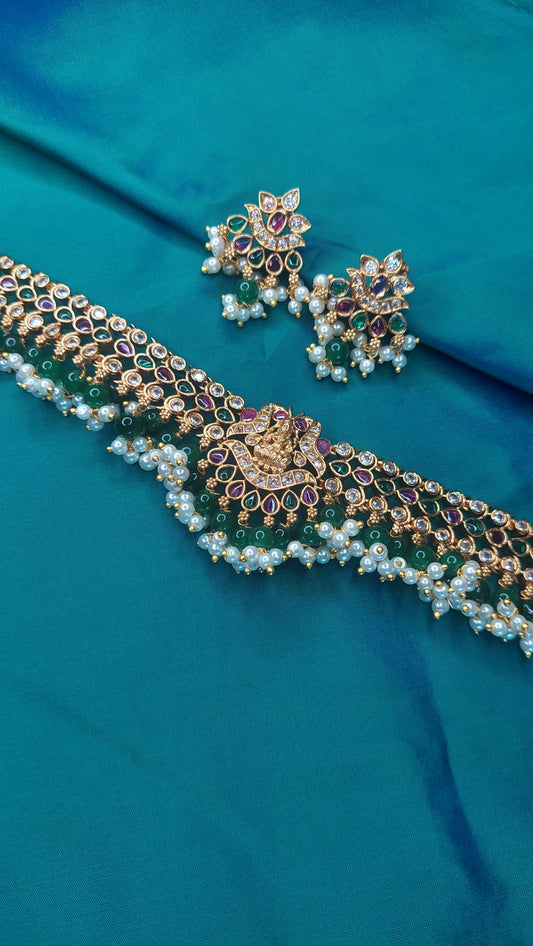 TEMPLE CHOKER SET 0095