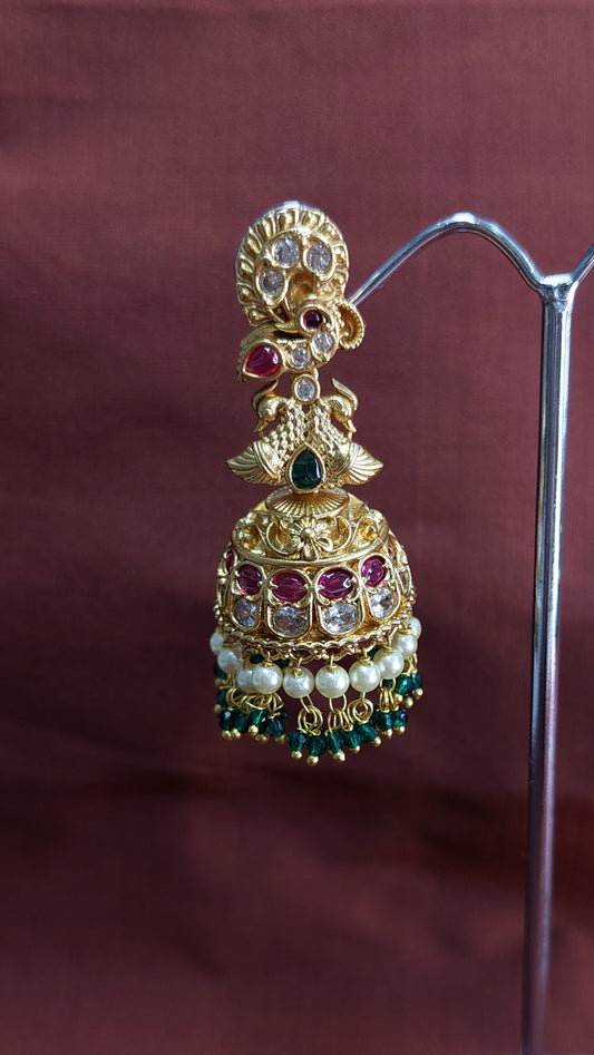 ANTIQUE GOLD A.D. STONE JUMKHAS E0207