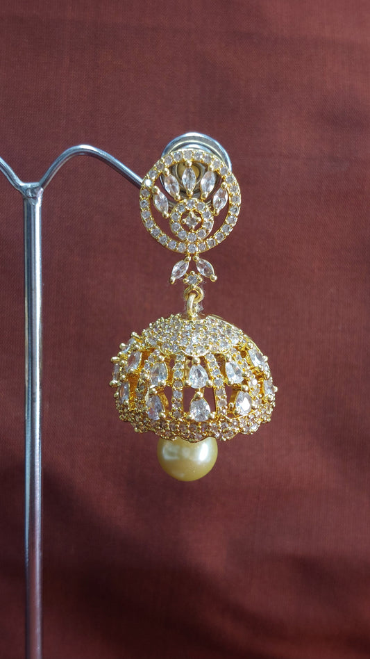 YELLOW GOLD A.D. STONE JUMKHAS E0217