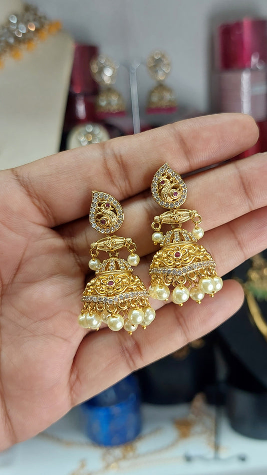 ANTIQUE GOLD A.D. STONE JUMKHAS E0233