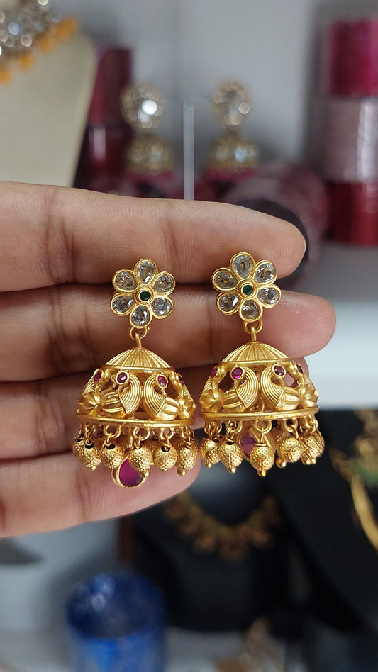 ANTIQUE GOLD A.D. STONE JUMKHAS E0234