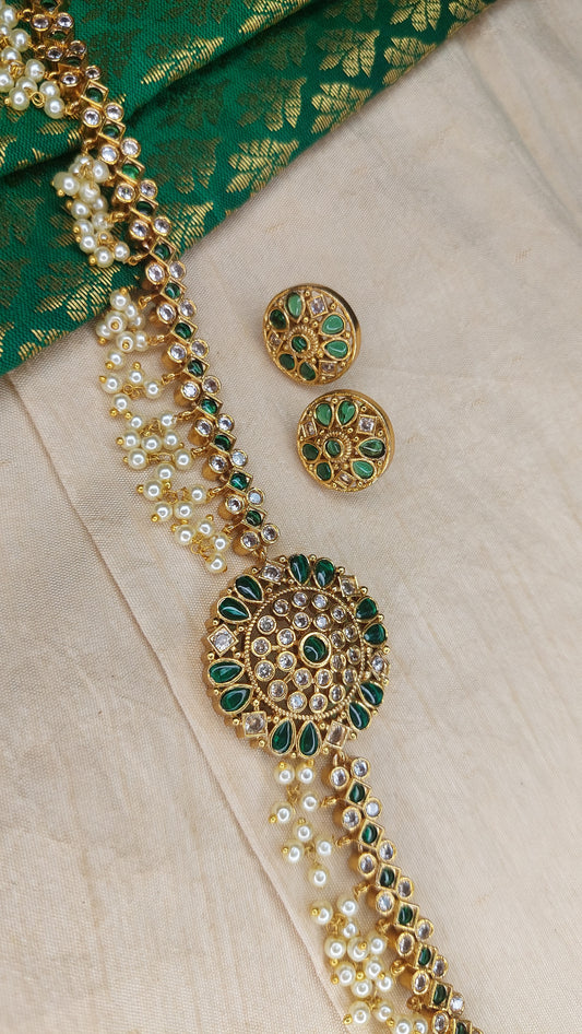 CLUSTERED PEARL CHOKER SET (GREEN)
